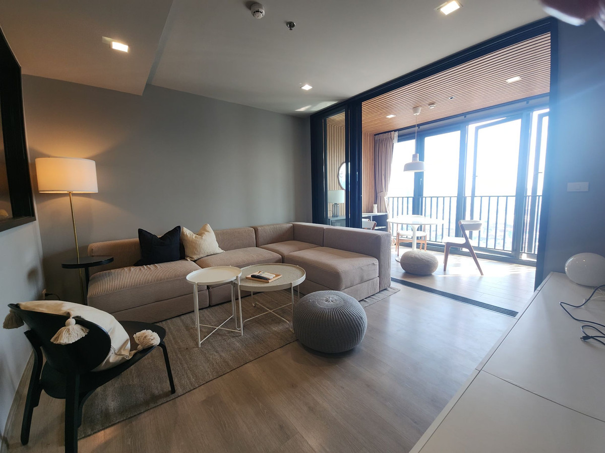 ให้เช่าคอนโดสุขุมวิท อโศก ทองหล่อ : 2bed DUPLEX ห้องหายาก แต่งสวย เครื่องใช้ไฟฟ้าครบ มีเครื่องกรองน้ำ เครื่องซักผ้า-อบ