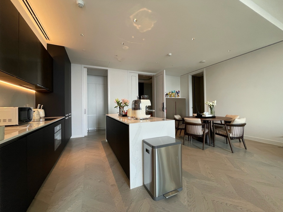 For RentCondoWitthayu, Chidlom, Langsuan, Ploenchit : For rent ONE89 WIRELESS Condo at One Bangkok, fully furnished, ready to move in. Near MRT Lumpini and BTS Ploenchit