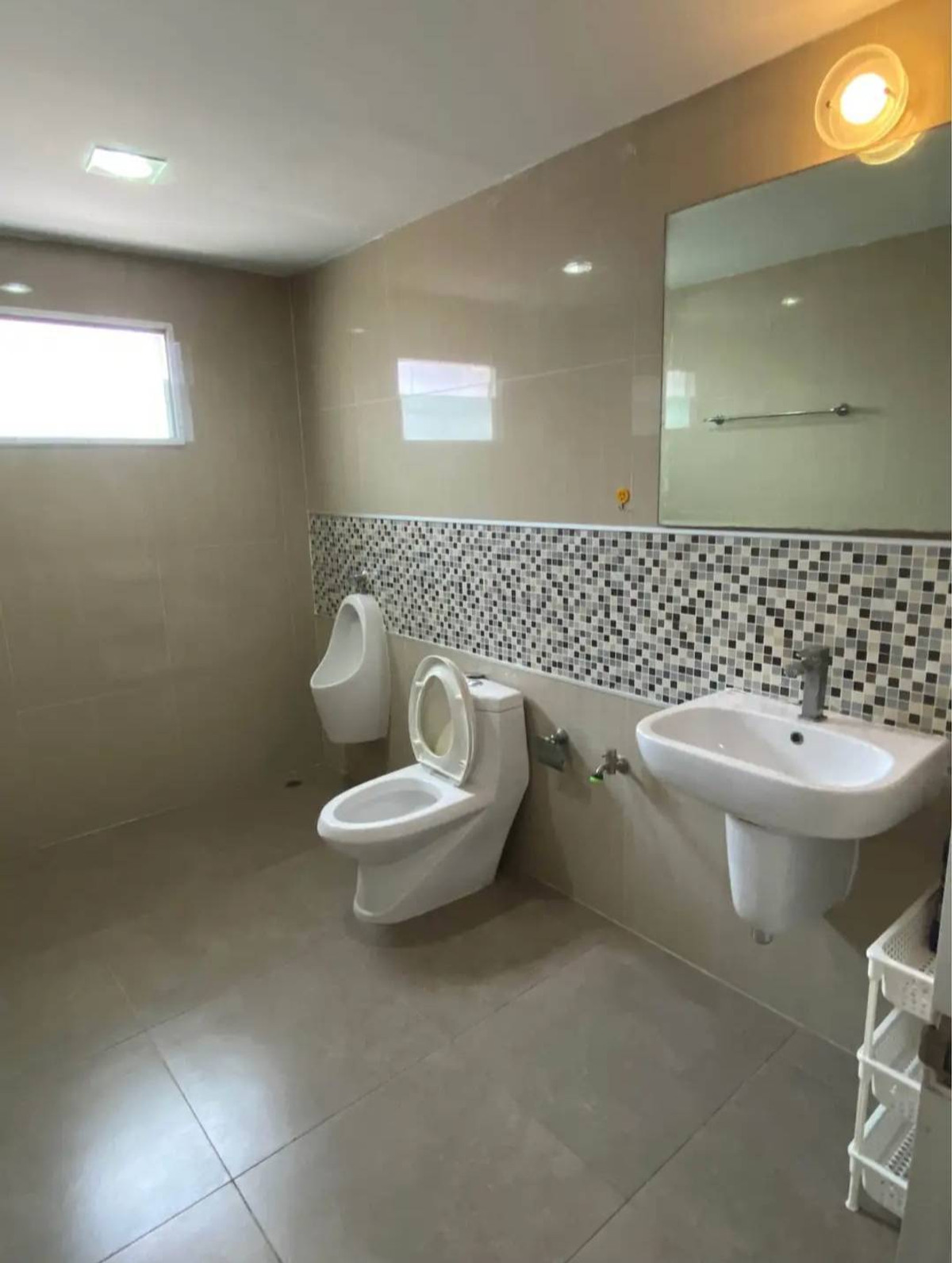 ให้เช่าบ้านเกษตร นวมินทร์ ลาดปลาเค้า : บ้านเดี่ยว 100 ตรว. ซอยประเสริฐมนูกิจ7 ทำเลดีมาก อยู่อาศัยหรือทำบริษัท home officeได้สบาย