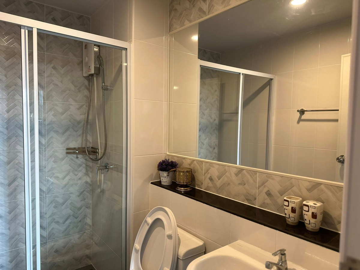 ให้เช่าคอนโดท่าพระ ตลาดพลู วุฒากาศ : Rare Unit! Regent Home วุฒากาศ ห้องใหม่ สวยมาก TV 55“ + เครื่องซักผ้า 