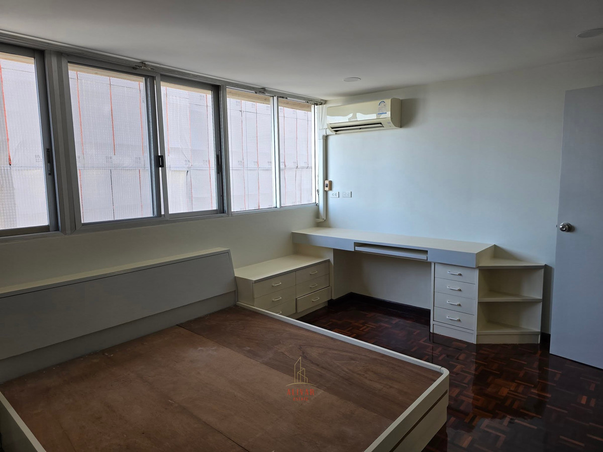 For RentCondoSukhumvit, Asoke, Thonglor : RC011726 Condo 2 Bed for Rent at Tai Ping Towers-Ekkamai near BTS Ekkamai/Thonglor