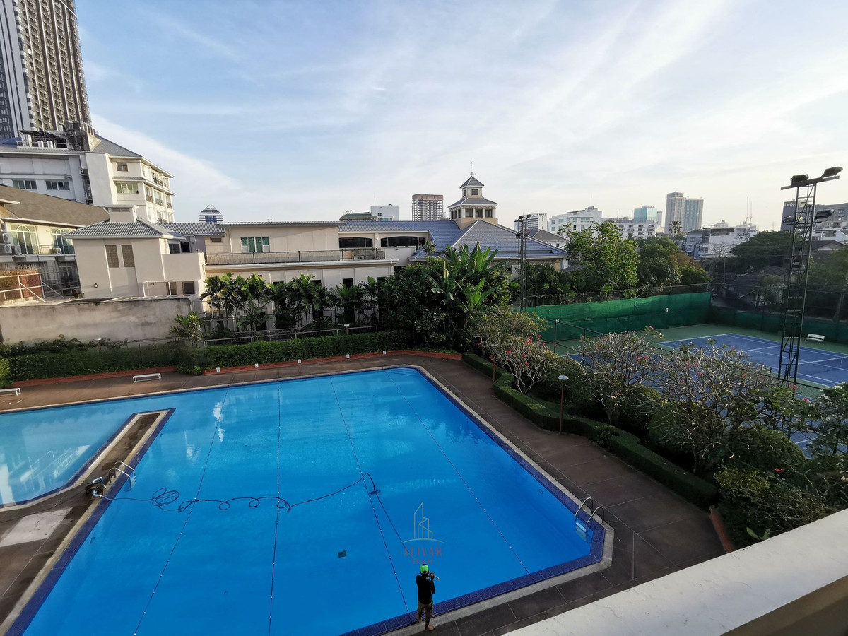 For RentCondoSukhumvit, Asoke, Thonglor : RC011726 Condo 2 Bed for Rent at Tai Ping Towers-Ekkamai near BTS Ekkamai/Thonglor