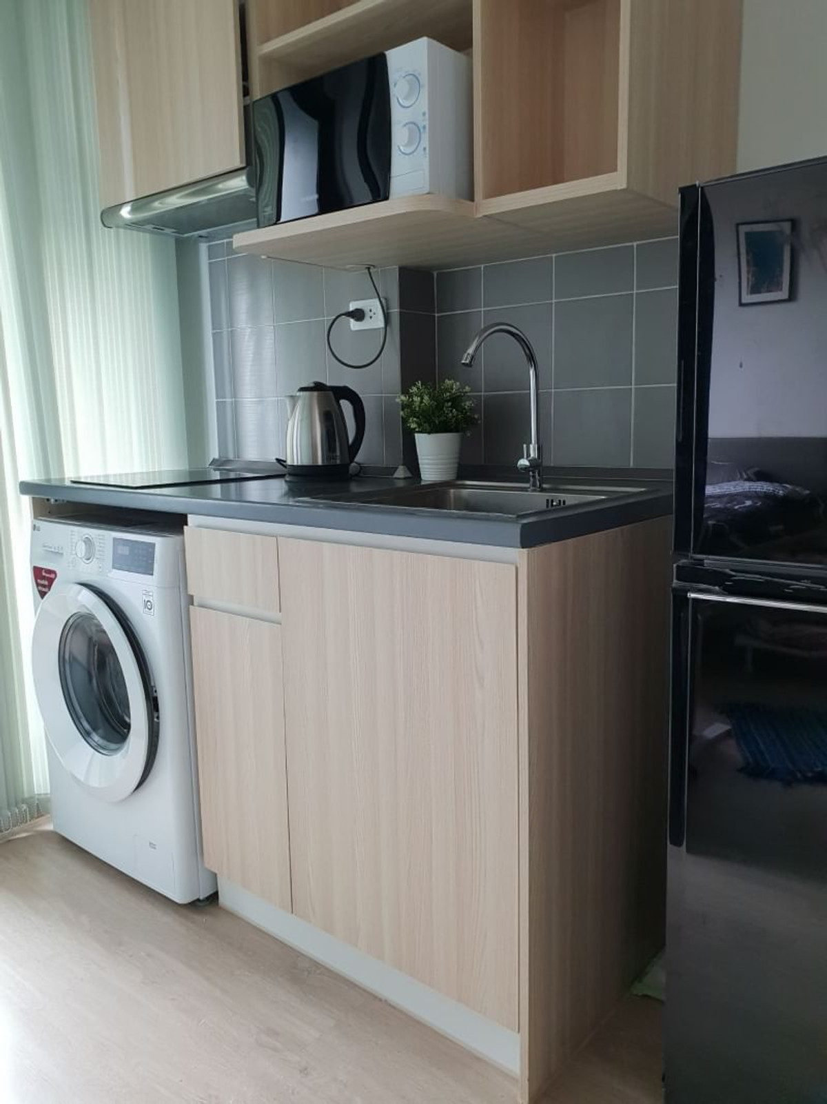 For RentCondoBangna, Bearing, Lasalle : Condo for Rent: Ideo O2 Near BTS Bang Na