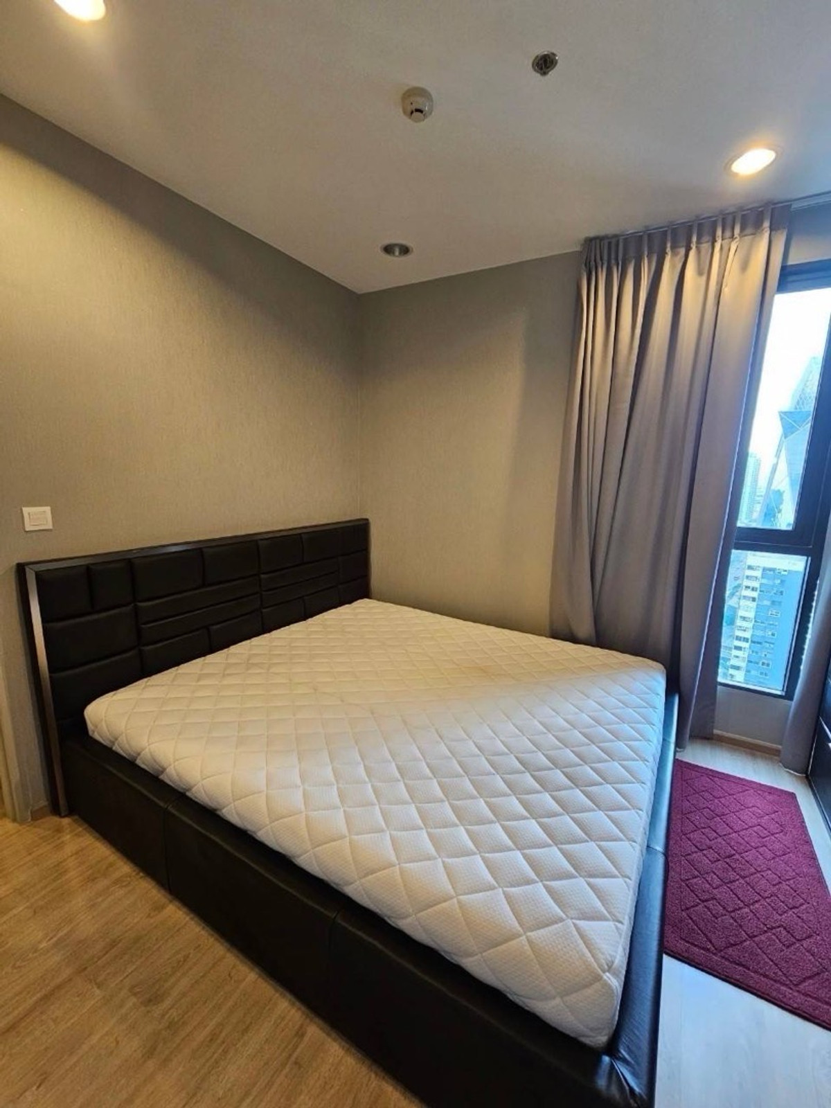 ให้เช่าคอนโดราชเทวี พญาไท : ให้เช่า IDEO Q Ratchathewi ชั้น 27 ขนาด 47 ตร.ม. 2 ห้องนอน 1 ห้องน้ำราคา 28,000 บาท🔥