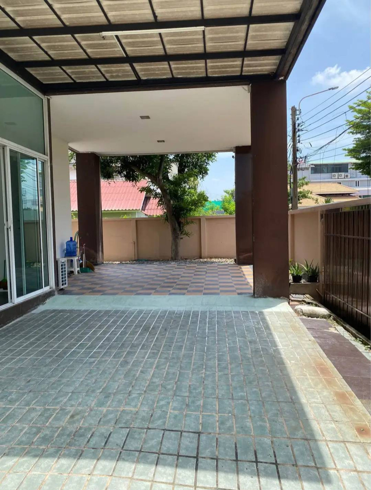 ให้เช่าบ้านเกษตร นวมินทร์ ลาดปลาเค้า : บ้านเดี่ยว 100 ตรว. ซอยประเสริฐมนูกิจ7 ทำเลดีมาก อยู่อาศัยหรือทำบริษัท home officeได้สบาย