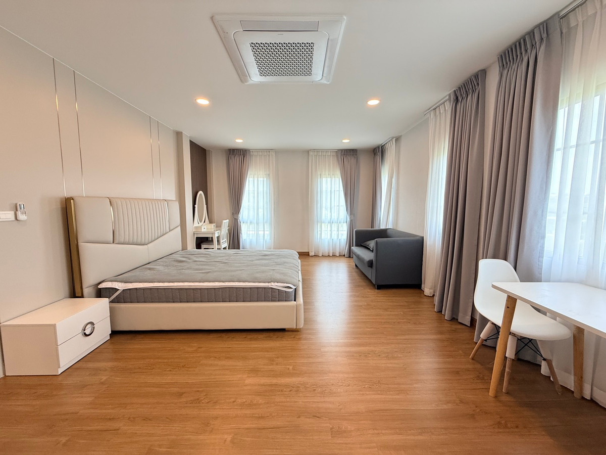 ให้เช่าบ้านบางนา แบริ่ง ลาซาล : ให้เช่าบ้านเดี่ยว Centro บางนา – 4 ห้องนอน หลังใหญ่ ใกล้เมกะบางนา!“