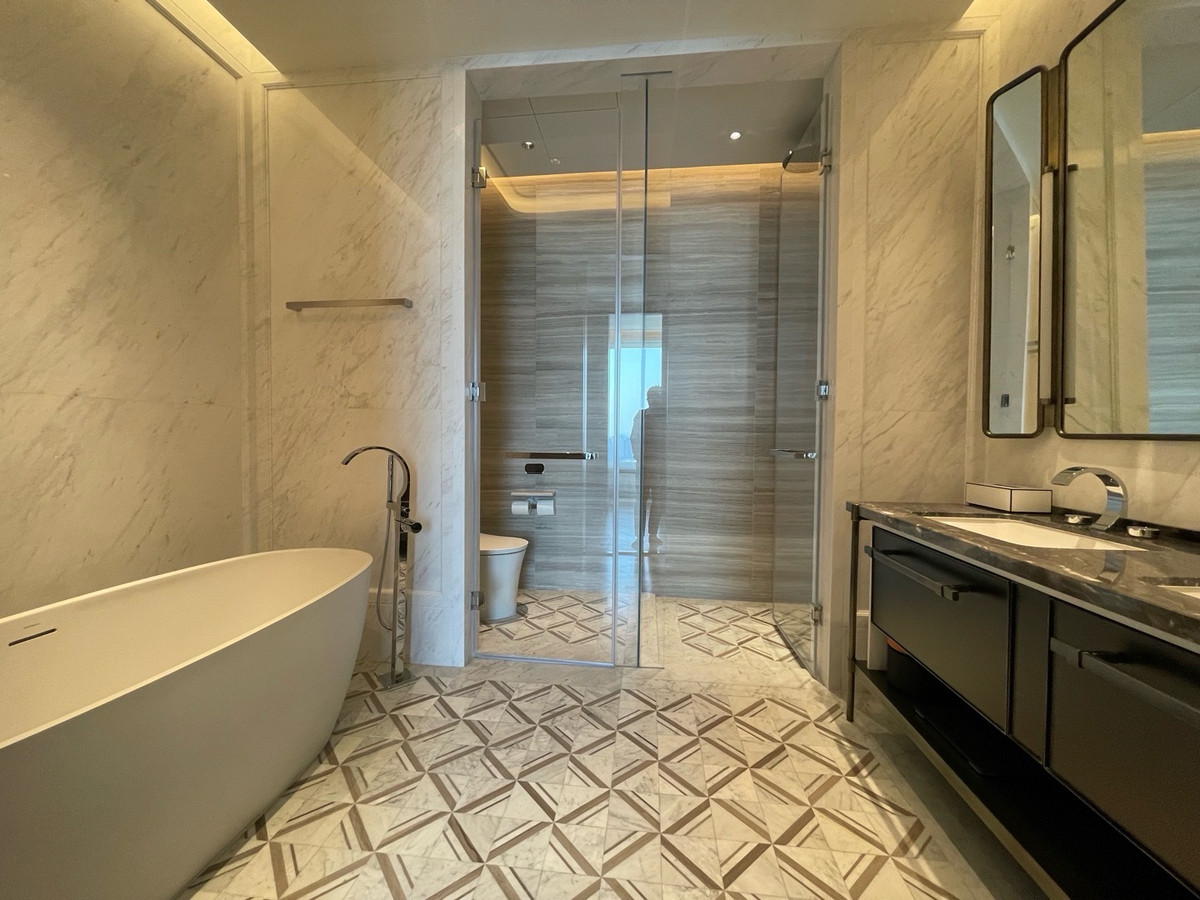 For RentCondoWitthayu, Chidlom, Langsuan, Ploenchit : For rent ONE89 WIRELESS Condo at One Bangkok, fully furnished, ready to move in. Near MRT Lumpini and BTS Ploenchit