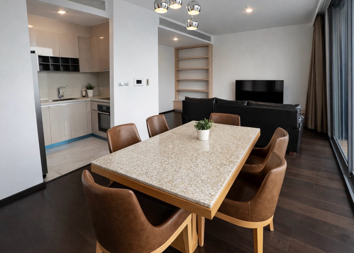 ให้เช่าคอนโดสุขุมวิท อโศก ทองหล่อ : ◈ Laviq Sukhumvit 57 ◈ •	2 Bedrooms • 2 Bathrooms	•	Size: 86 sq.m.	•	23rd Floor