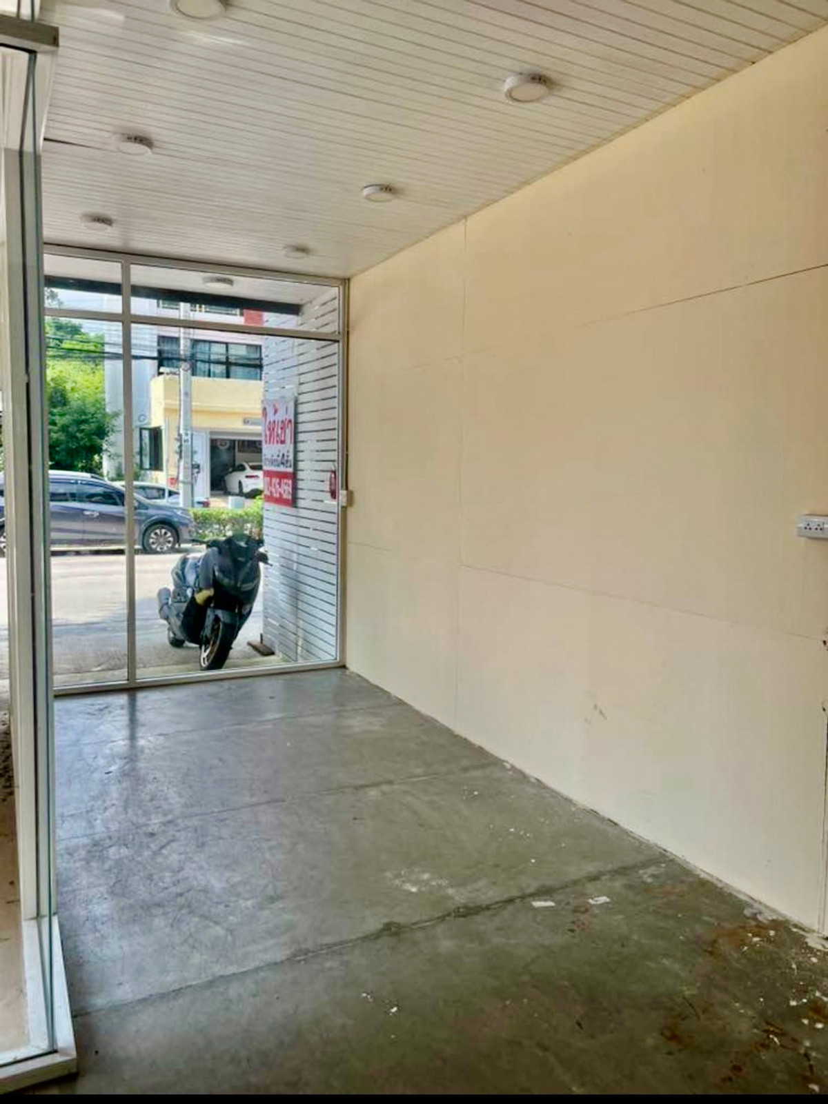 ขายโฮมออฟฟิศบางนา แบริ่ง ลาซาล : ขายโฮมออฟฟิศ 4 ชั้น ทำเลธุรกิจ ราคาดีที่สุดในโครงการ H2O Ram 2 – Suvarnabhumi (รามคำแหง 2 – วงแหวนตะวันออก)