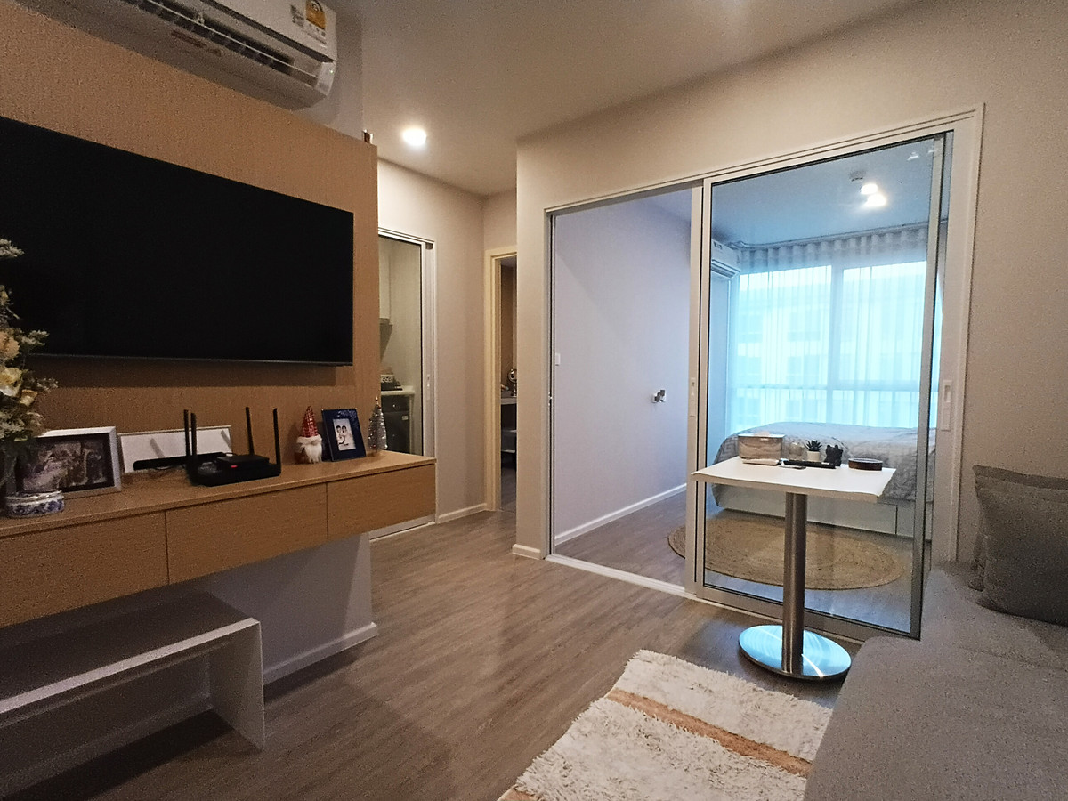 ขายคอนโดเกษตรศาสตร์ รัชโยธิน : ขายด่วน! คอนโด BLUE พหลโยธิน 35 วิวสระสวยที่สุดในโครงการ แต่งครบพร้อมเข้าอยู่ได้ทันที