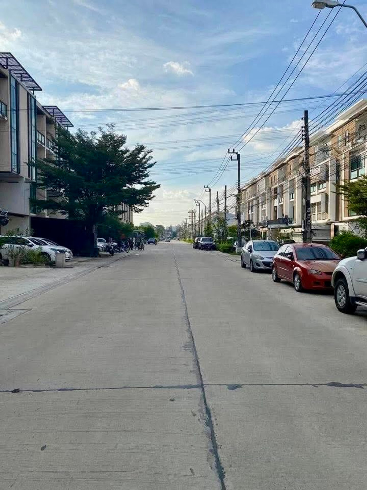 ขายโฮมออฟฟิศบางนา แบริ่ง ลาซาล : ขายโฮมออฟฟิศ 4 ชั้น ทำเลธุรกิจ ราคาดีที่สุดในโครงการ H2O Ram 2 – Suvarnabhumi (รามคำแหง 2 – วงแหวนตะวันออก)