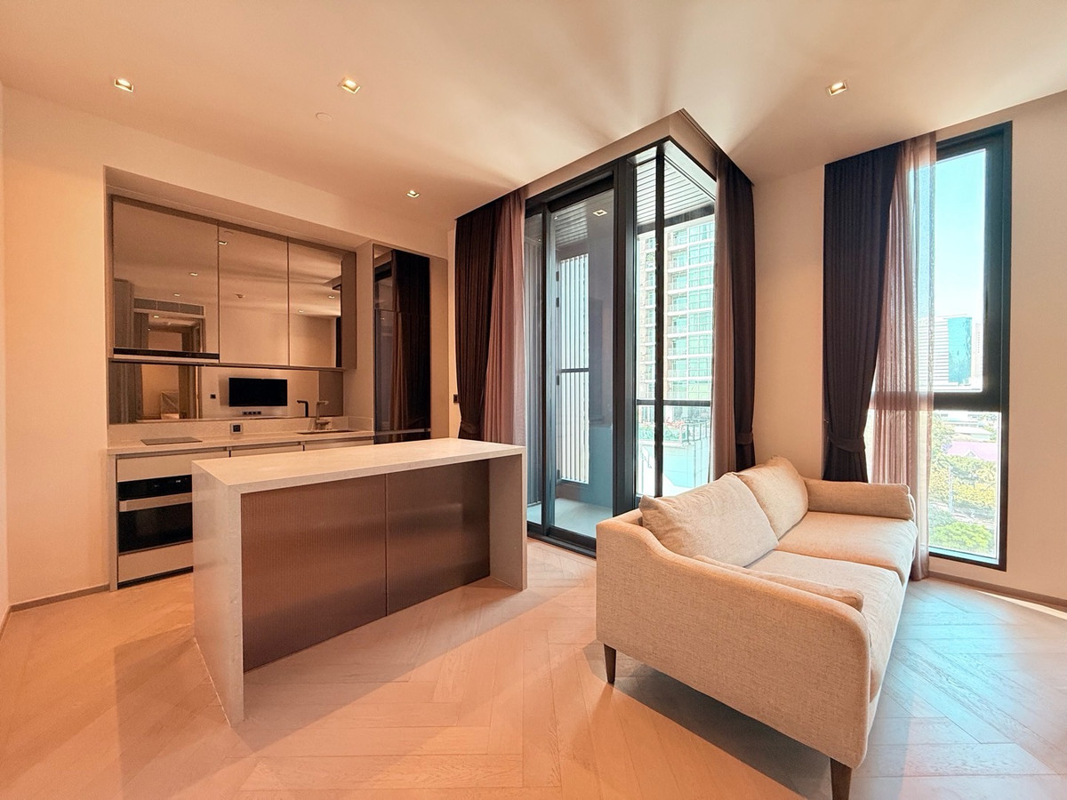 For RentCondoSathorn, Narathiwat : The Reserve Sathorn for rent, 1 bedroom, 50 sq m, ready to move in.