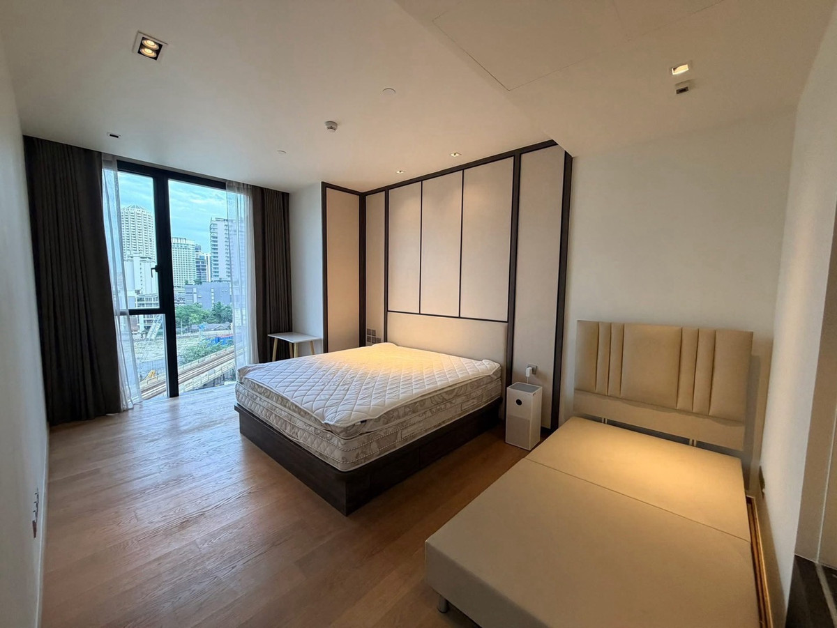 For RentCondoSukhumvit, Asoke, Thonglor : Condo for Rent at BEATNIQ Sukhumvit 32 near Thonglor Corner Unit with Open Views