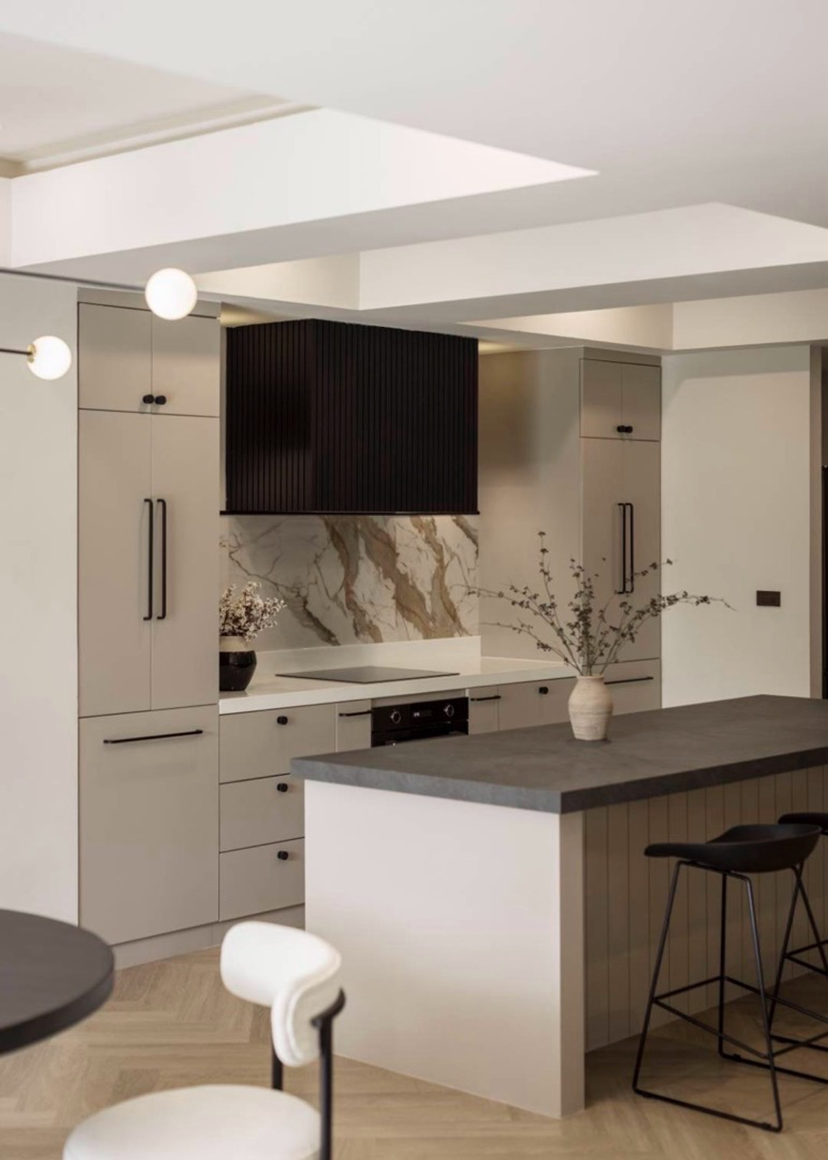 ให้เช่าโฮมออฟฟิศสุขุมวิท อโศก ทองหล่อ : ให้เช่า โมเดิร์น โฮมออฟฟิศ บ้านเดี่ยว สุดหรู ดีไซน์ ทันสมัย เพื่อภาพลักษณ์ที่ดู @ ปรีดี พนมยงค์ 14 ใกล้ ทองหล่อ เอกมัย และ ทางด่วน พระราม 9