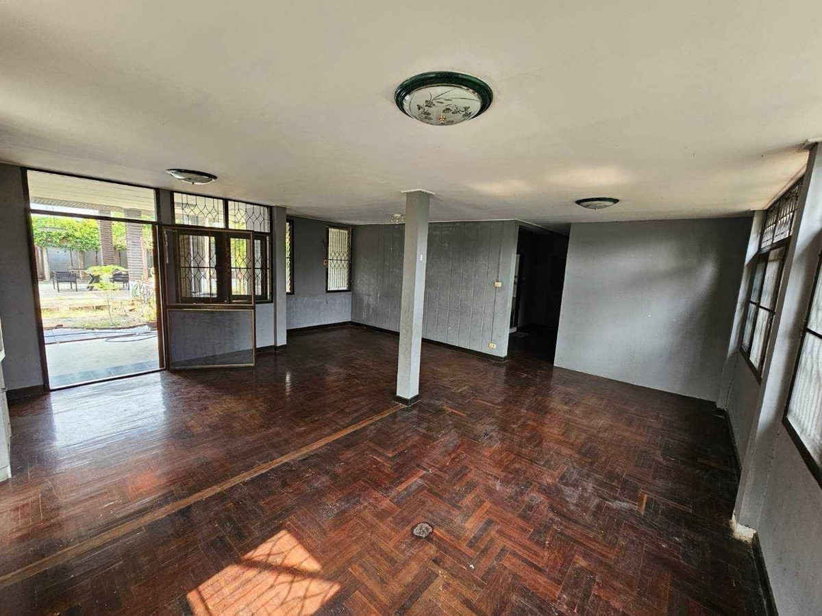 บ้านลาดพร้าว เซ็นทรัลลาดพร้าว : ขายและให้เช่าบ้านสวน ลาดพร้าว 1  ใกล้ MRT ลาดพร้าว และ BTS แยกลาดพร้าว เหมาะอยู่อาศัยและทำธุรกิจ