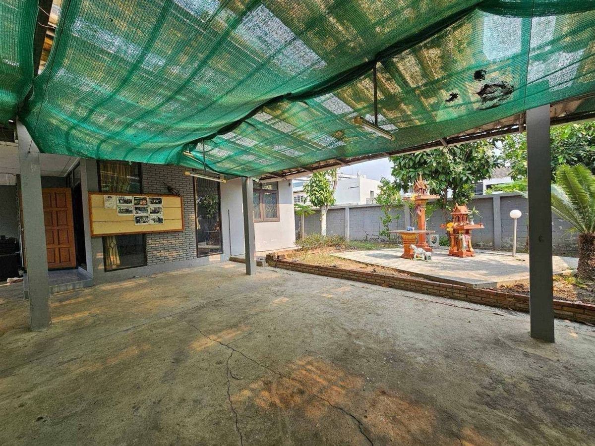 บ้านลาดพร้าว เซ็นทรัลลาดพร้าว : ขายและให้เช่าบ้านสวน ลาดพร้าว 1  ใกล้ MRT ลาดพร้าว และ BTS แยกลาดพร้าว เหมาะอยู่อาศัยและทำธุรกิจ