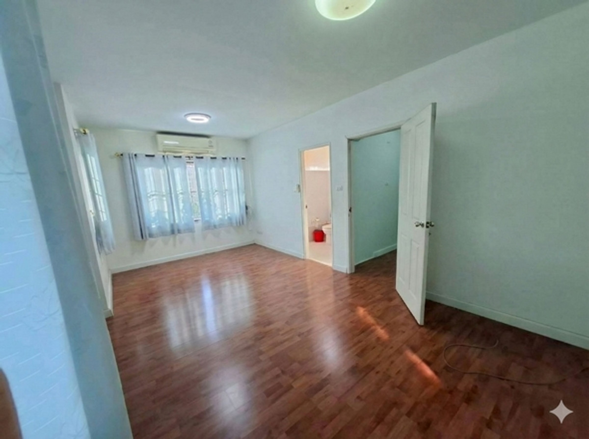 For SaleTownhomePathum Thani,Rangsit, Thammasat : 2-story townhouse for sale, corner house, 3 bedrooms, Pruksa Ville Village 16-1, next to Rangsit-Nakhon Nayok Road, near Future Park Rangsit.