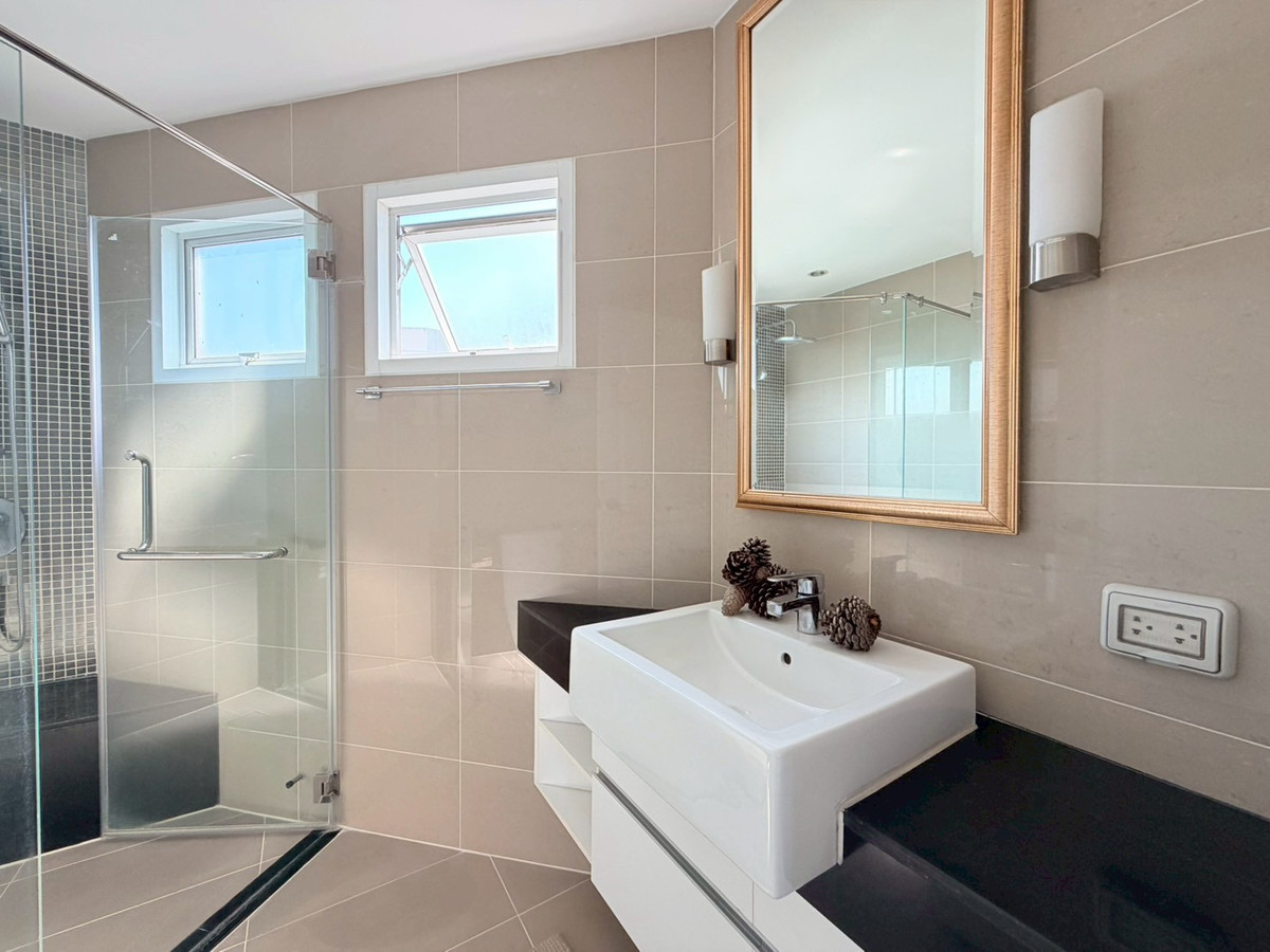 ให้เช่าคอนโดพระราม 9 เพชรบุรีตัดใหม่ RCA : ให้เช่า Supalai Wellington I ✨3 ห้องนอน 3 ห้องน้ำ  : ห้องกว้าง แต่งสวย เฟอร์ครบพร้อมเข้าอยู่