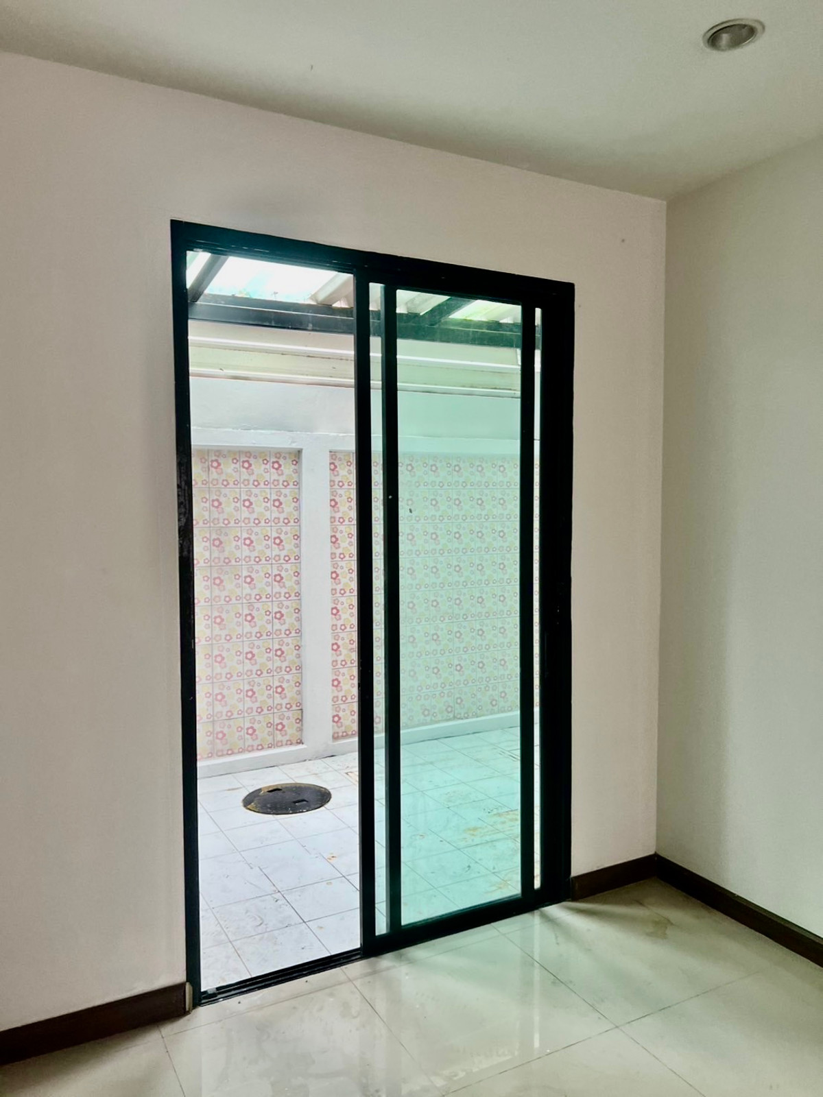 ขายโฮมออฟฟิศบางนา แบริ่ง ลาซาล : ขายโฮมออฟฟิศ 4 ชั้น ทำเลธุรกิจ ราคาดีที่สุดในโครงการ H2O Ram 2 – Suvarnabhumi (รามคำแหง 2 – วงแหวนตะวันออก)