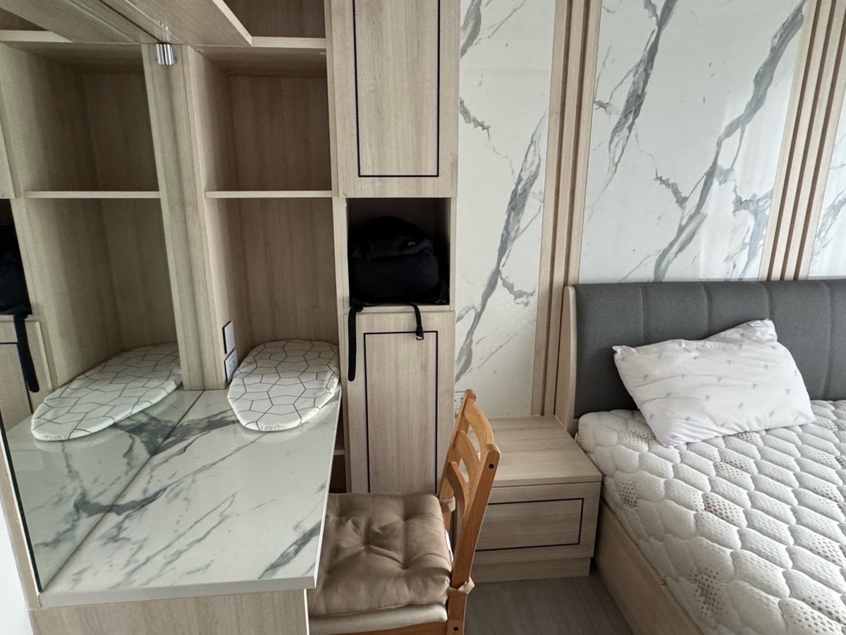 ให้เช่าคอนโดพระราม 9 เพชรบุรีตัดใหม่ RCA : ให้เช่า Life Asoke Rama9 (ไลฟ์ อโศก พระราม9) 1 ห้องนอน 1ห้องน้ำ (1bed plus) 33 ตรม. ตึก A ชั้น 15 วิวเมืองสวย เฟอร์และเครื่องใช้ไฟฟ้าครบ 21,000 บาท