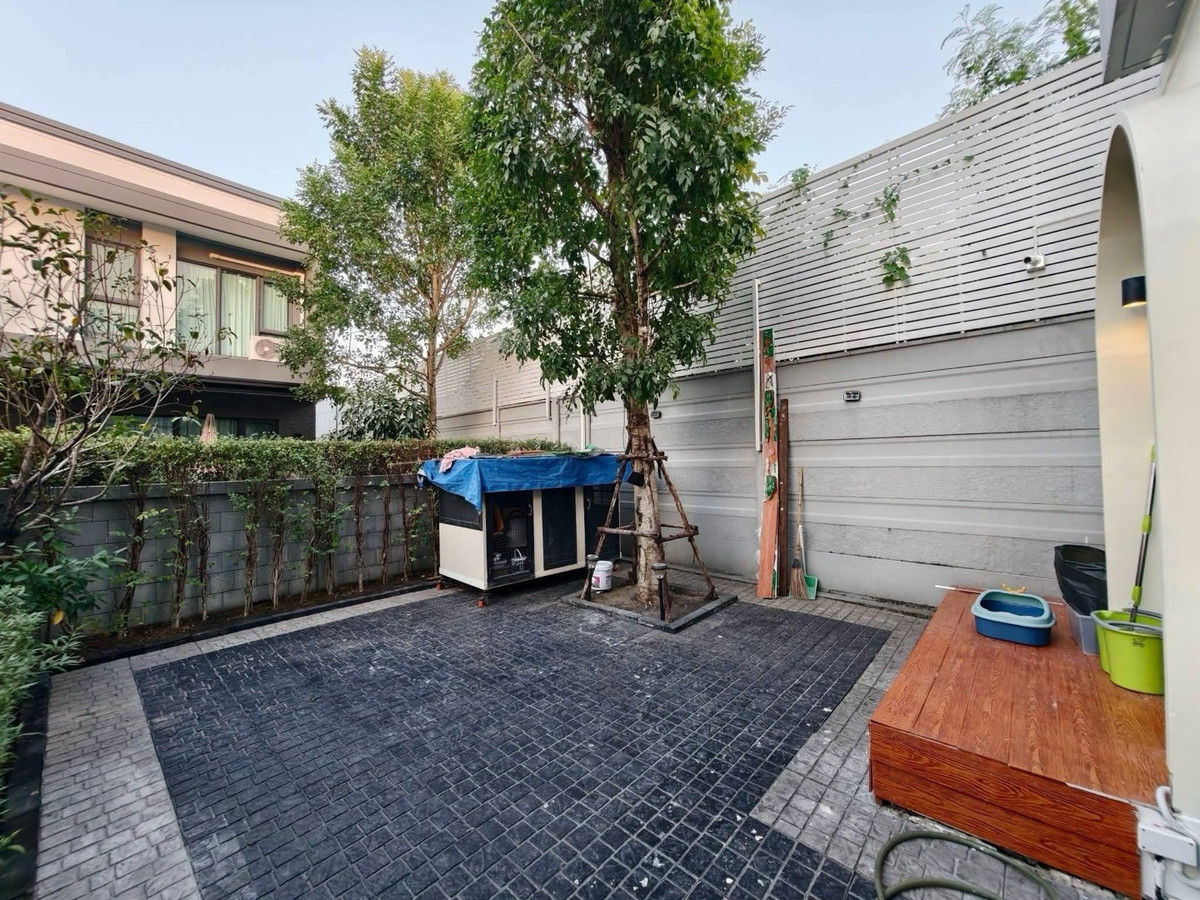 For RentHouseLadkrabang, Suwannaphum Airport : Luxury house for rent, The City Sukhumvit-On Nut.