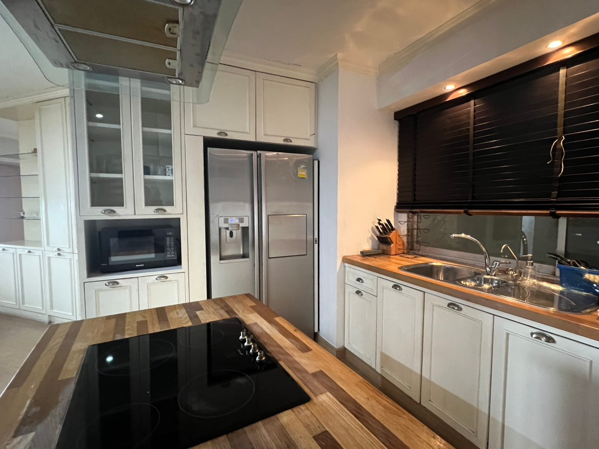 ให้เช่าคอนโดบางนา แบริ่ง ลาซาล : Condo for Rent: NS Tower Central City Bangna Nearest BTS: Bang Na Station