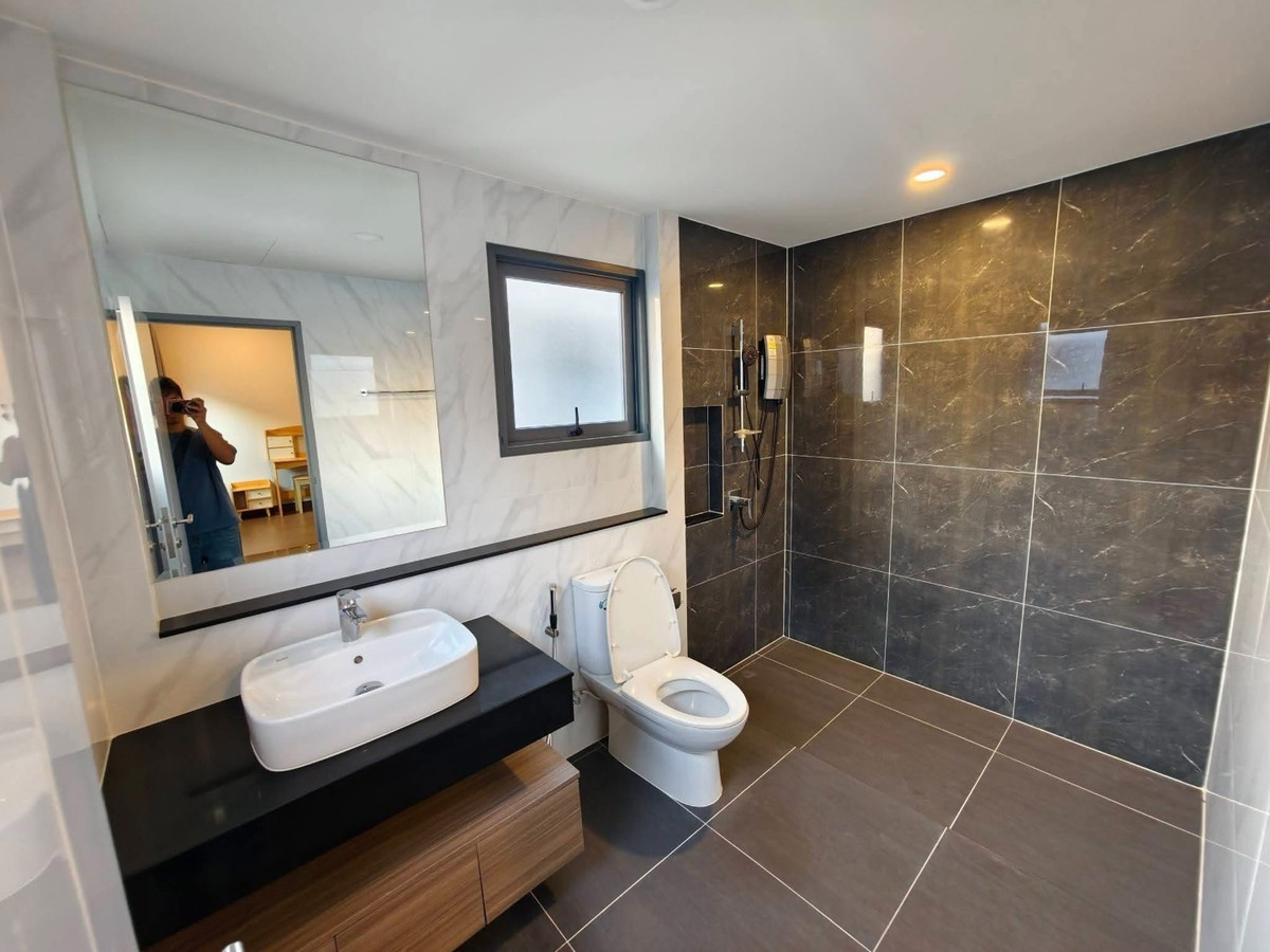 For RentHouseLadkrabang, Suwannaphum Airport : Luxury house for rent, The City Sukhumvit-On Nut.