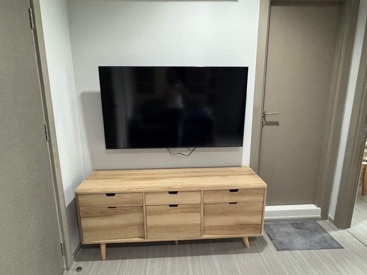 ให้เช่าคอนโดพระราม 9 เพชรบุรีตัดใหม่ RCA : ให้เช่า Life Asoke Rama9 (ไลฟ์ อโศก พระราม9) 1 ห้องนอน 1ห้องน้ำ (1bed plus) 33 ตรม. ตึก A ชั้น 15 วิวเมืองสวย เฟอร์และเครื่องใช้ไฟฟ้าครบ 21,000 บาท