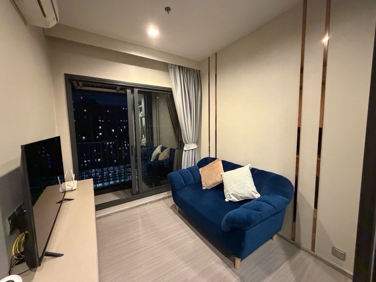 For RentCondoRama9, Petchburi, RCA : For rent: Life Asoke Hype (Life Asoke Hype) 1 bedroom, 1 bathroom, separate kitchen, 35 sq m., 19th floor, beautiful view, complete with furniture and appliances, 25,000 baht.