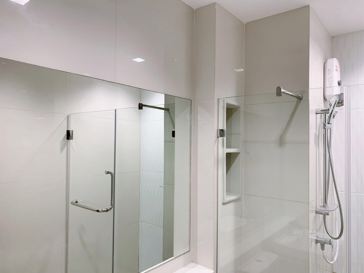 ให้เช่าคอนโดพระราม 9 เพชรบุรีตัดใหม่ RCA : ให้เช่า Life Asoke Rama9 (ไลฟ์ อโศก พระราม9) 1 ห้องนอน 1ห้องน้ำ (1bed plus) 35 ตรม.  ตึก A ชั้น 22 วิวเมืองสวย เฟอร์และเครื่องใช้ไฟฟ้าครบ 25,000 บาท