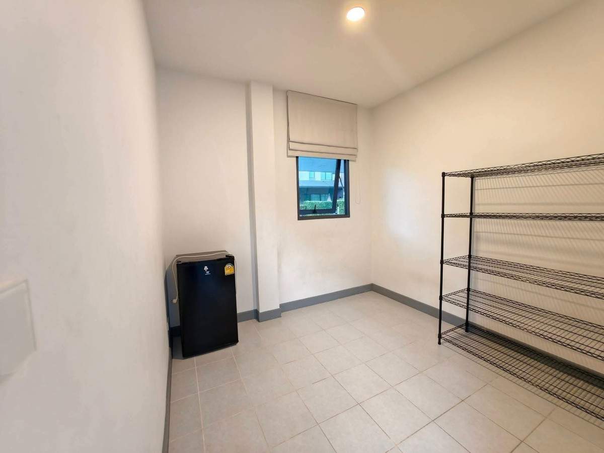 For RentHouseLadkrabang, Suwannaphum Airport : Luxury house for rent, The City Sukhumvit-On Nut.