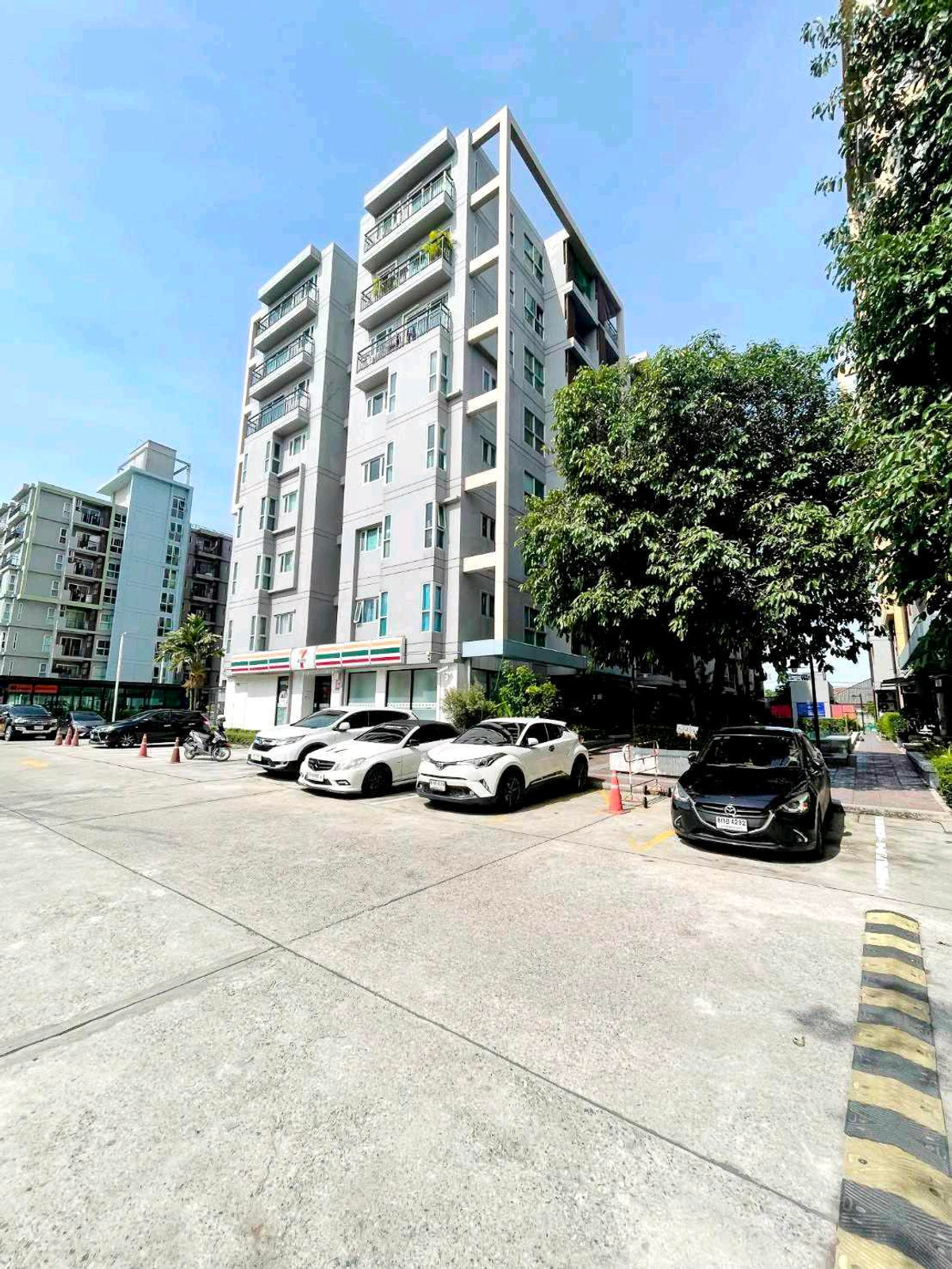 ขายคอนโดอ่อนนุช อุดมสุข : ขายคอนโดใกล้ BTS อุดมสุข – ปุณณวิถี | The Escape Sukhumvit 101/1 | 33 ตร.ม. ราคา 1.3 ล้านบาท