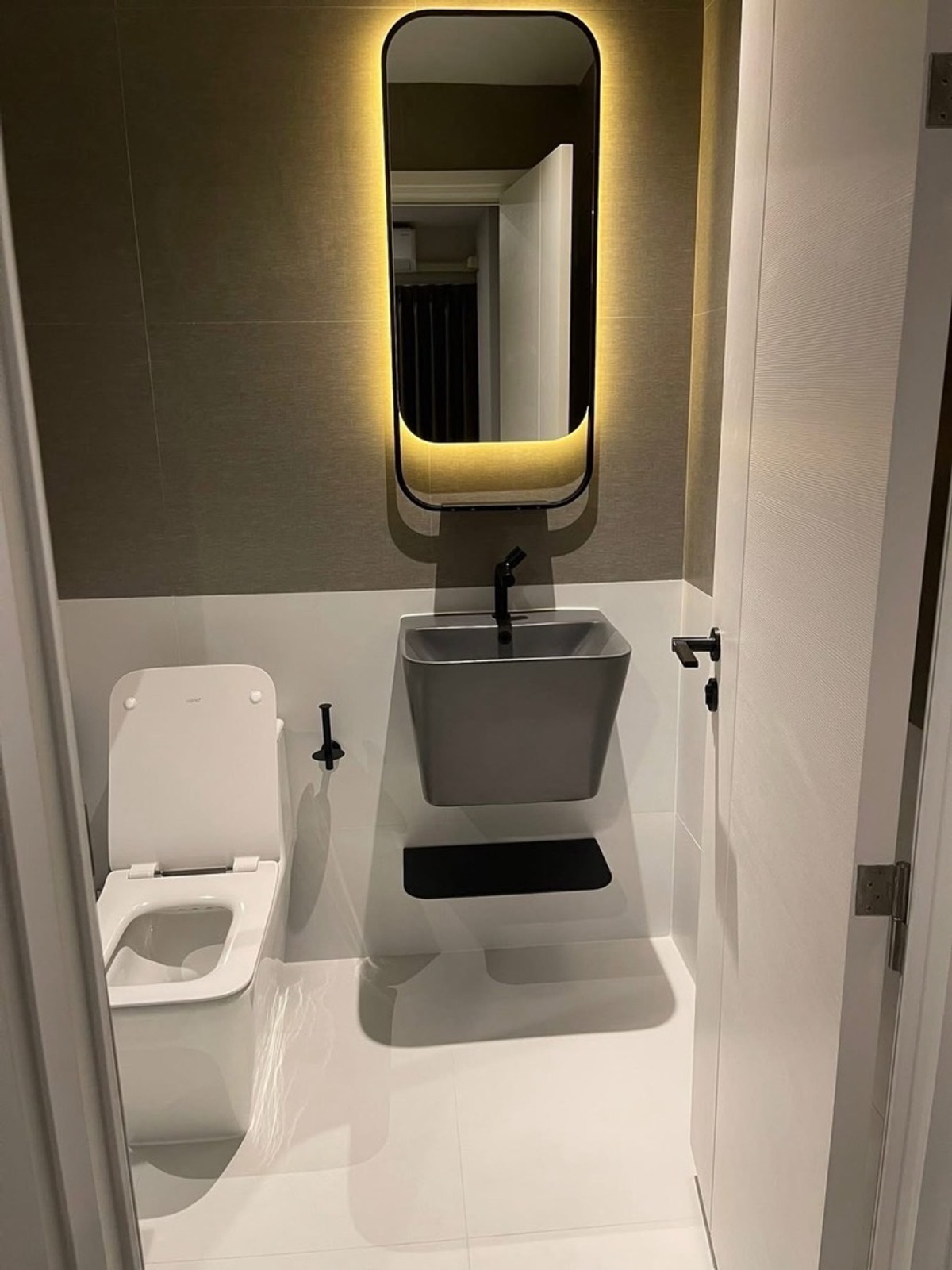 ให้เช่าคอนโดพระราม 3 สาธุประดิษฐ์ : เช่า The key rama 3 ( เดอะ คีย์ พระราม 3 )🛏️ 1 ห้องนอน 🛁 1 ห้องน้ำ 🛋️ 1 ห้องนั่งเล่น ขนาด 30 ตรม. อาคารเดียว ชั้น 15 🌅 วิวเมือง ✨ ราคา 16,000 บาท ✨ 