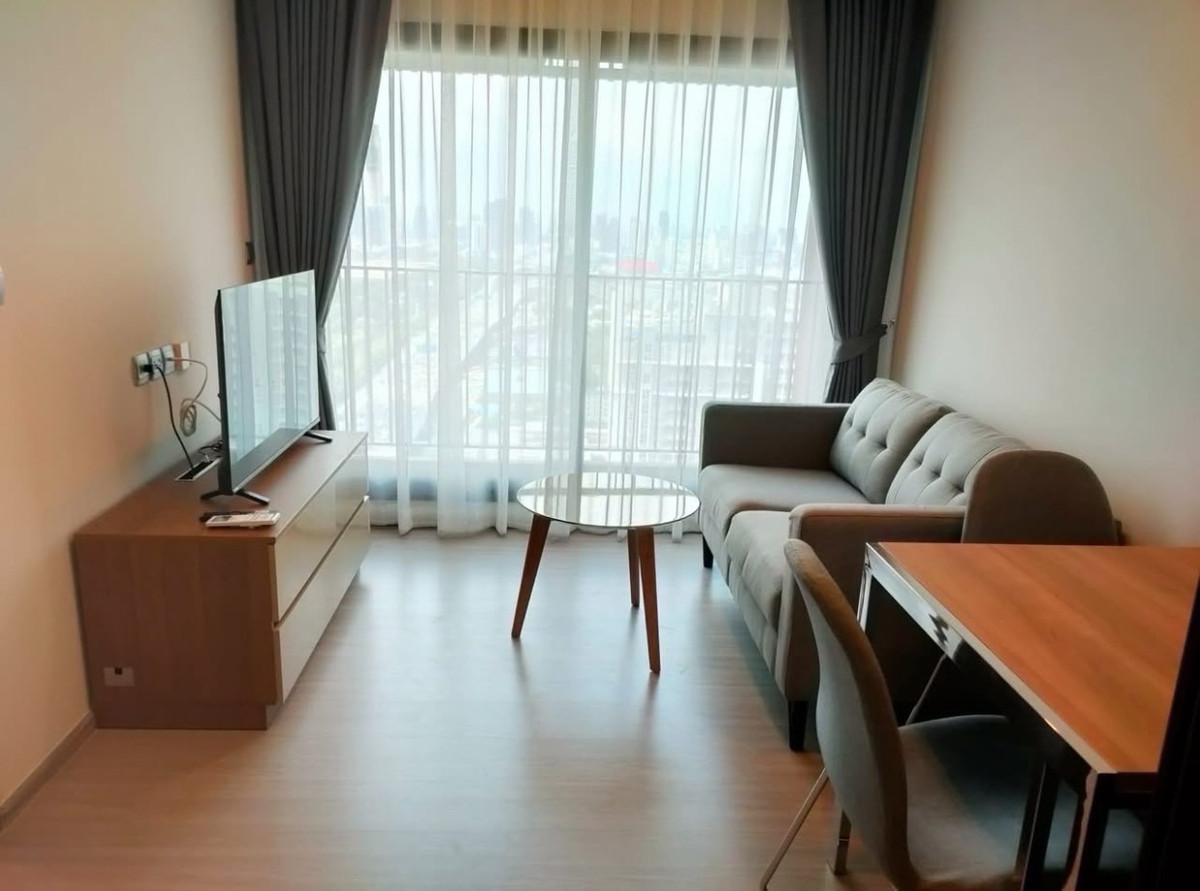 For RentCondoRama9, Petchburi, RCA : For rent: Life Asoke Hype (Life Asoke Hype) 1 bedroom, 1 bathroom, separate kitchen, 32 sq m., 32nd floor, open view, not blocked, complete with furniture and electrical appliances, 22,000 baht.
