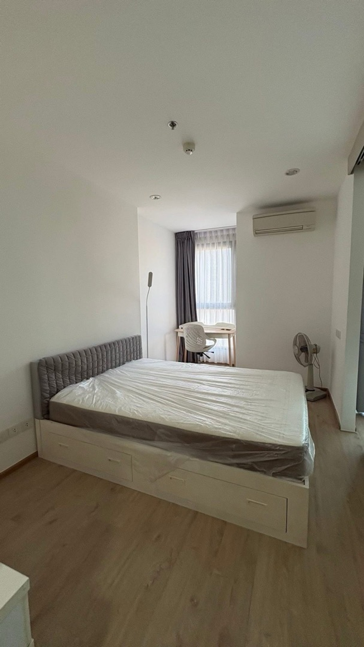 For RentCondoSiam Paragon ,Chulalongkorn,Samyan : For rent Ideo Q Chula-Samyan, size 33 sq m, price 25,000 baht.