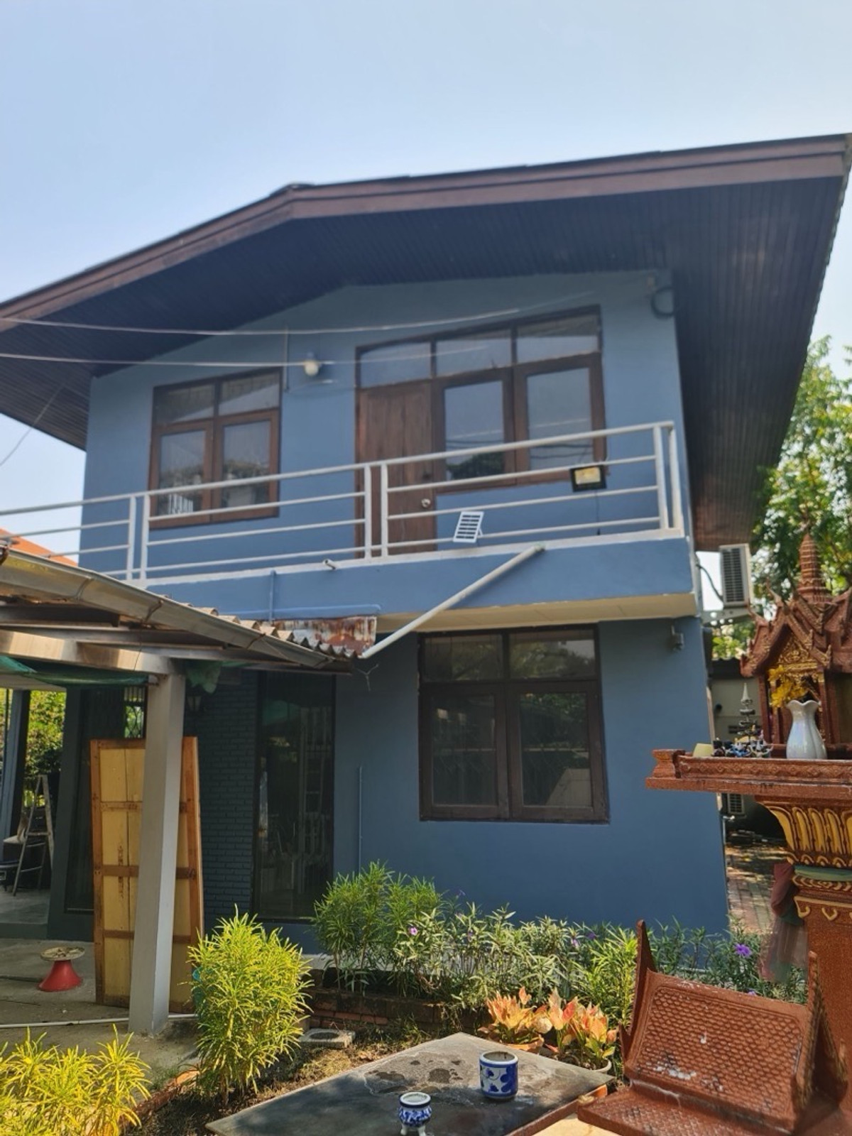 บ้านลาดพร้าว เซ็นทรัลลาดพร้าว : ขายและให้เช่าบ้านสวน ลาดพร้าว 1  ใกล้ MRT ลาดพร้าว และ BTS แยกลาดพร้าว เหมาะอยู่อาศัยและทำธุรกิจ