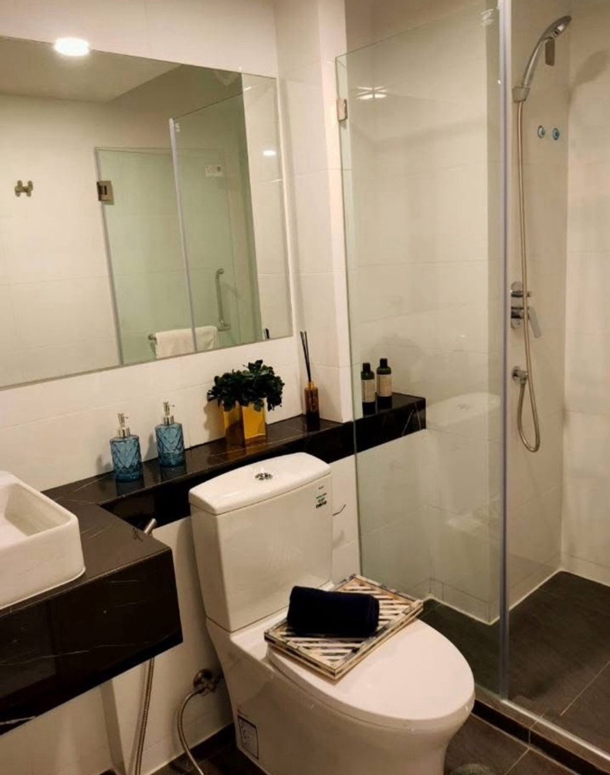 ให้เช่าคอนโดพระราม 9 เพชรบุรีตัดใหม่ RCA : ให้เช่า Knightsbridge space rama9 (ไนท์ บริดจ์ สเปซ พระราม9) Duplex 1ห้องนอน 1ห้องน้ำ (1bed 1bath) 38 ตรม.  ตึก หลัก ชั้น 16 วิวเมือง เฟอร์และเครื่องใช้ไฟฟ้าครบ 30,000 บาท