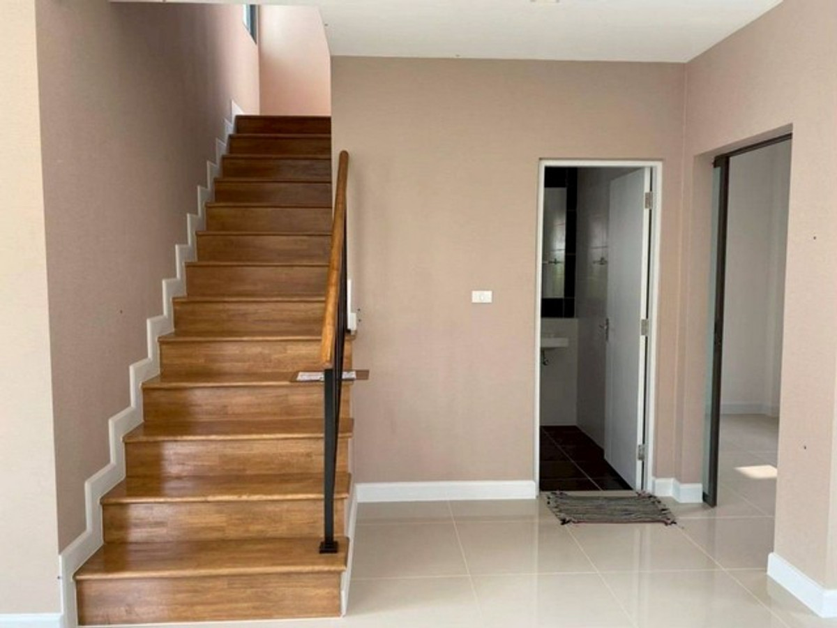 ให้เช่าทาวน์โฮมพระราม 5 ราชพฤกษ์ บางกรวย : ให้เช่า บ้านแฝดหลังมุม โครงการวี คอมพาวด์ ราชพฤกษ์-ปิ่นเกล้า หลังมุม 2 ชั้น เฟอร์ครบ ใกล้เซ็นทรัล เวสต์วิลล์