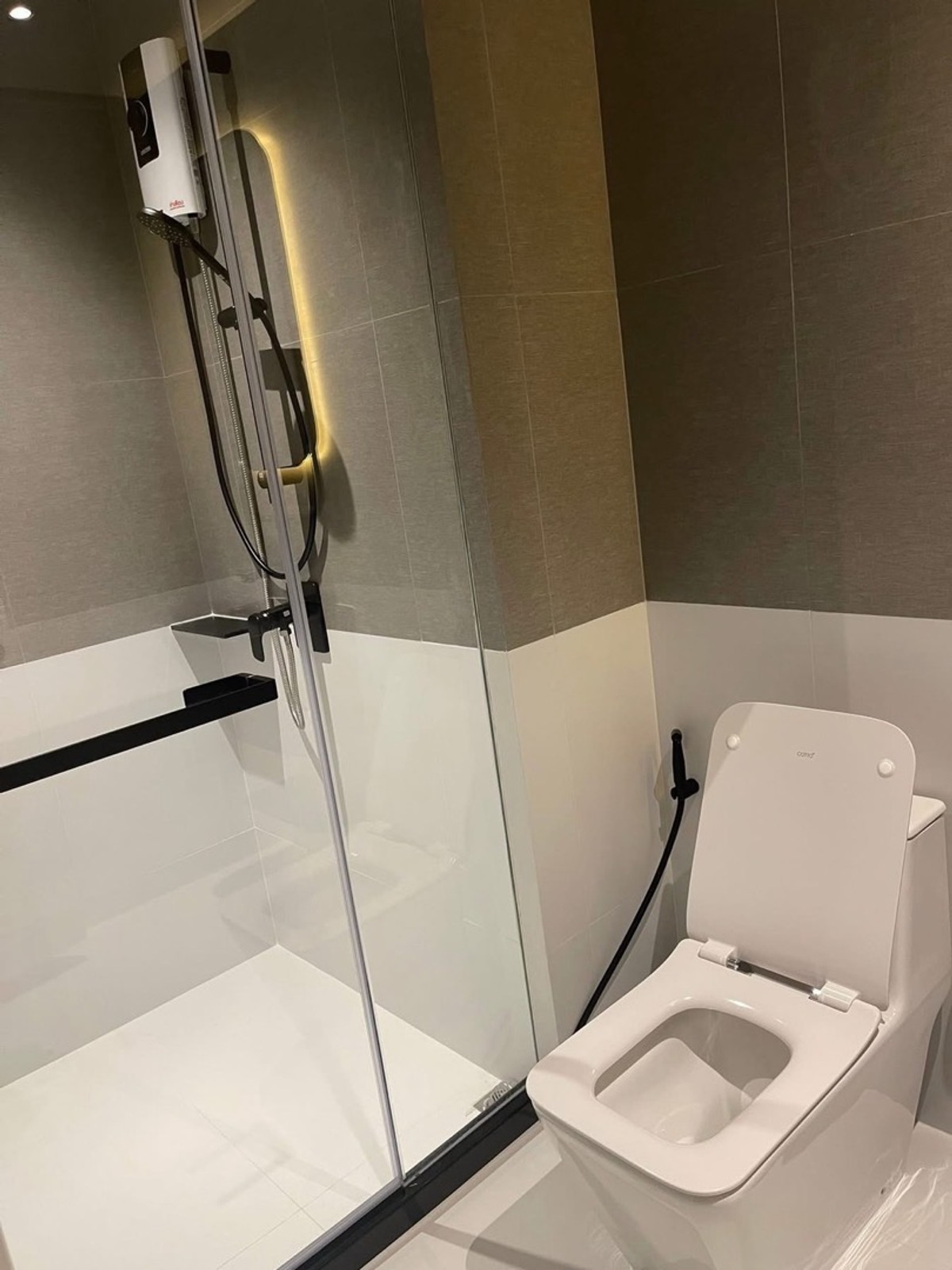 ให้เช่าคอนโดพระราม 3 สาธุประดิษฐ์ : เช่า The key rama 3 ( เดอะ คีย์ พระราม 3 )🛏️ 1 ห้องนอน 🛁 1 ห้องน้ำ 🛋️ 1 ห้องนั่งเล่น ขนาด 30 ตรม. อาคารเดียว ชั้น 15 🌅 วิวเมือง ✨ ราคา 16,000 บาท ✨ 