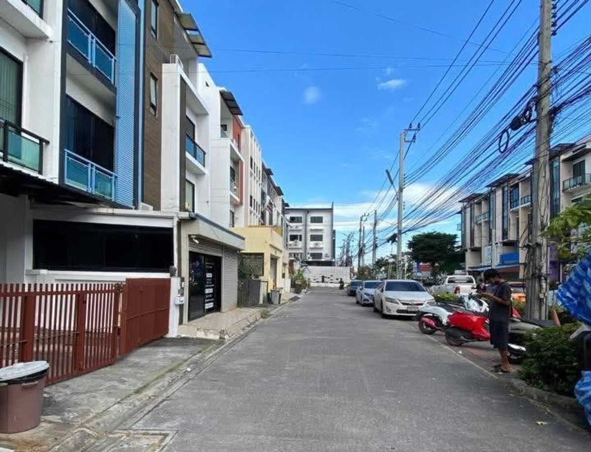 ขายโฮมออฟฟิศบางนา แบริ่ง ลาซาล : ขายโฮมออฟฟิศ 4 ชั้น ทำเลธุรกิจ ราคาดีที่สุดในโครงการ H2O Ram 2 – Suvarnabhumi (รามคำแหง 2 – วงแหวนตะวันออก)