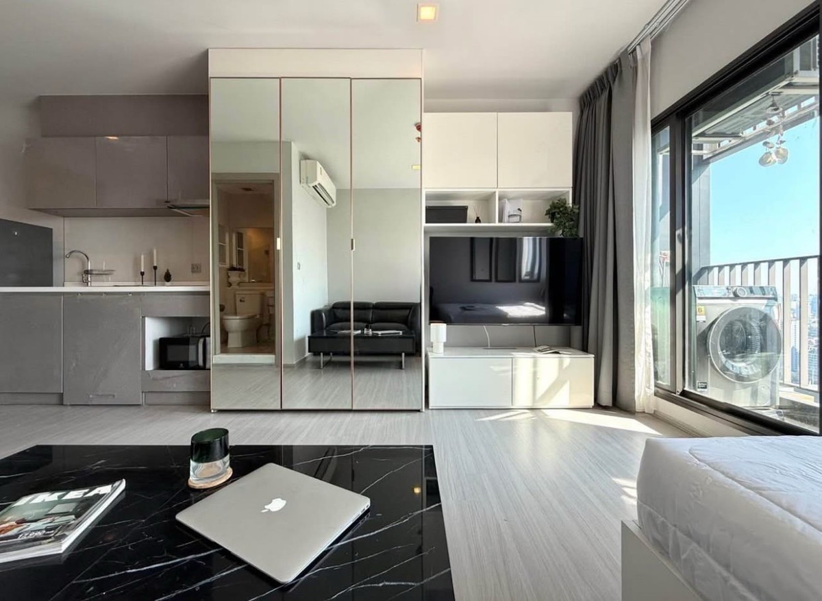 For RentCondoRama9, Petchburi, RCA : For rent: Life Asoke Rama9 (Life Asoke Rama 9) 1 bedroom, 1 bathroom (1bed plus) 27 sq m. Building A, 40th floor, beautiful city view, complete furniture and appliances, 19,000 baht.