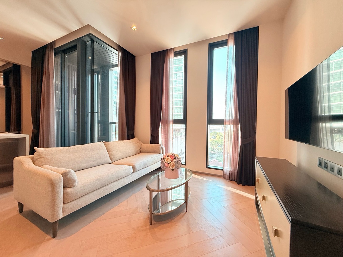 For RentCondoSathorn, Narathiwat : The Reserve Sathorn for rent, 1 bedroom, 50 sq m, ready to move in.