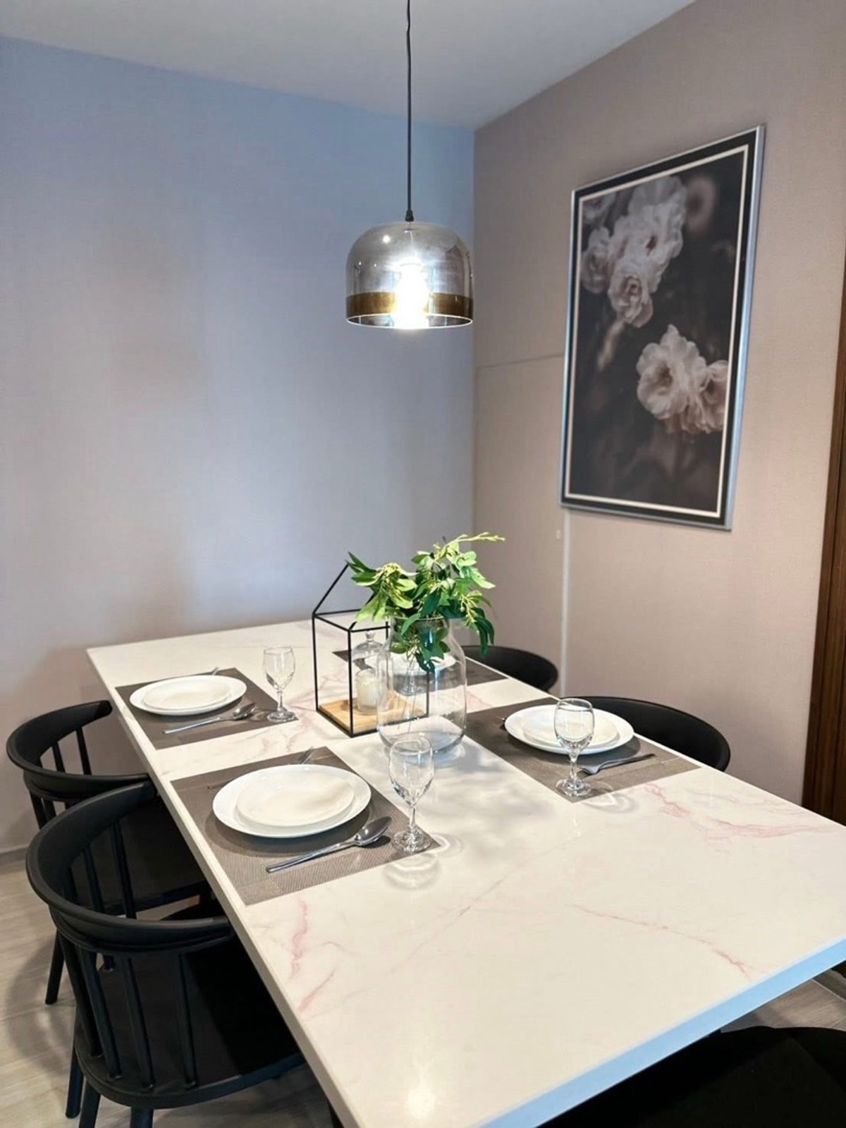 ให้เช่าคอนโดลาดพร้าว เซ็นทรัลลาดพร้าว : ให้เช่า คอนโด Life ลาดพร้าว ขนาดห้อง : 75 ตร.ม ชั้น : 11 ตึก/อาคาร : B 2ห้องนอน2ห้องนำ้ ราคา : 35,000 บาท สถานที่ใกล้เคียง : ติด bts สถานีห้าแยกลาดพร้าว