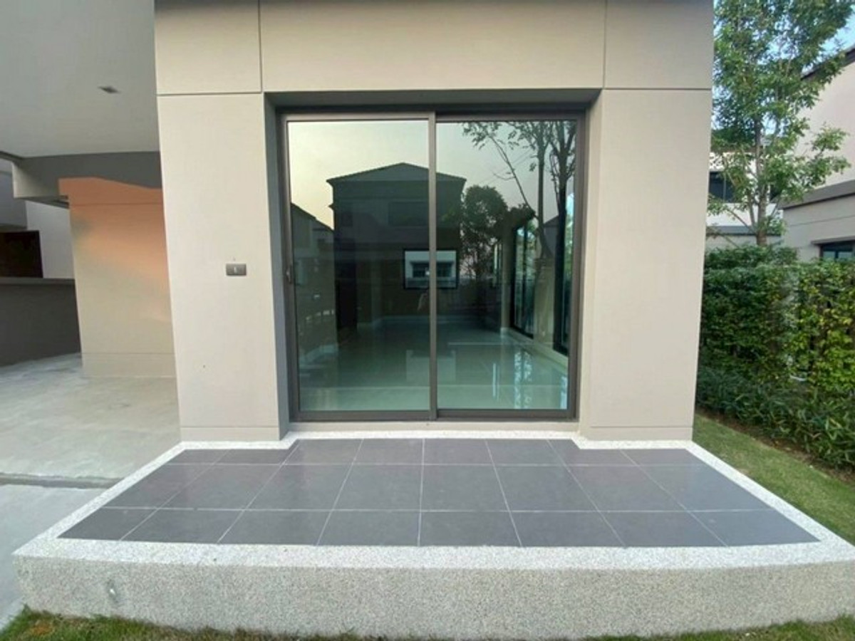 ให้เช่าทาวน์โฮมพระราม 5 ราชพฤกษ์ บางกรวย : ให้เช่า บ้านแฝดหลังมุม โครงการวี คอมพาวด์ ราชพฤกษ์-ปิ่นเกล้า หลังมุม 2 ชั้น เฟอร์ครบ ใกล้เซ็นทรัล เวสต์วิลล์