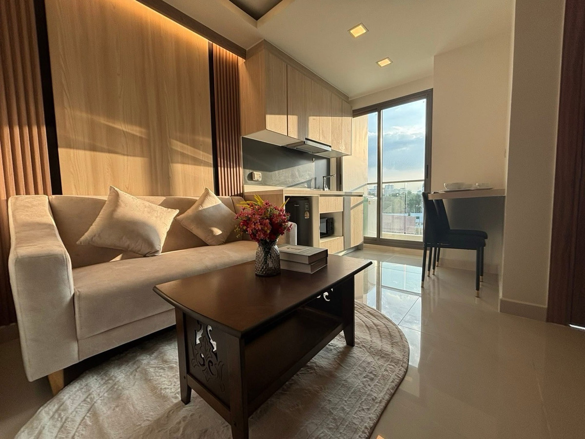 For SaleCondoPattaya, Bangsaen, Chonburi : 🔥 Urgent sale! Arcadia Beach Resort Condo, best price, only 1.59 million baht!