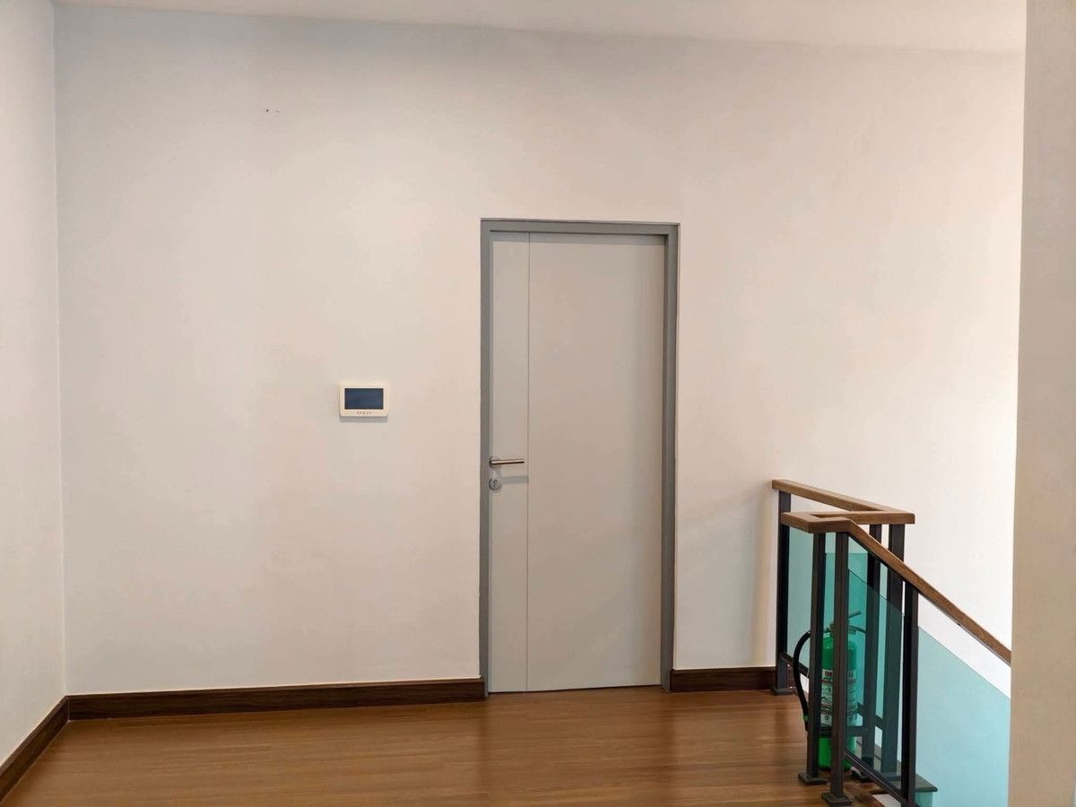 For RentHouseLadkrabang, Suwannaphum Airport : Luxury house for rent, The City Sukhumvit-On Nut.