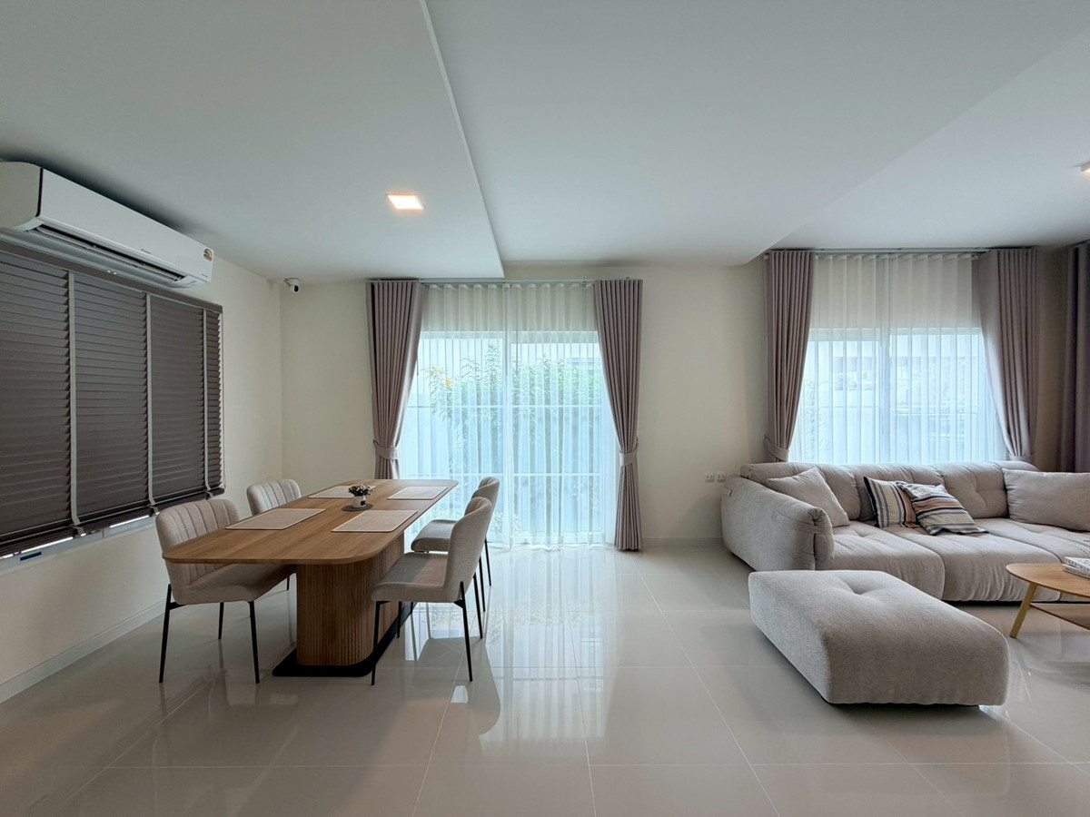 ให้เช่าบ้านบางนา แบริ่ง ลาซาล : บ้านเดี่ยวให้เช่า✨ Villaggio 3 ศรีนครินทร์-บางนา : พร้อมเข้าอยู่ ตกแต่งสวย เฟอร์นิเจิร์ครบ : ใกล้เมกะบางนา 