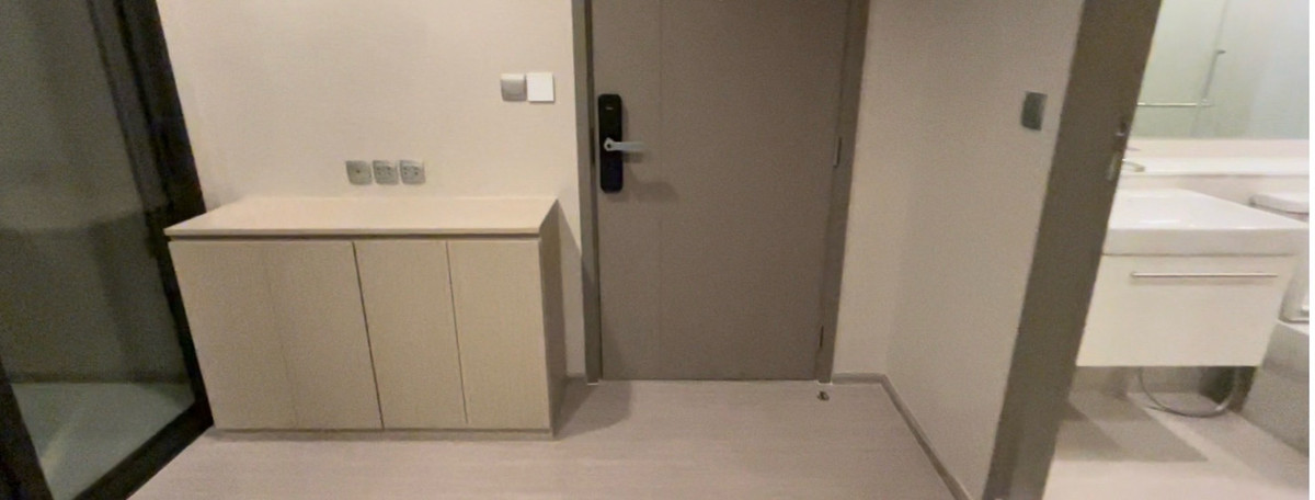 ให้เช่าคอนโดพระราม 9 เพชรบุรีตัดใหม่ RCA : ให้เช่า Life Asoke Hype(ไลฟ์ อโศก ไฮป์) 1 ห้องนอน 1ห้องน้ำ ครัวแยก  35 ตรม.ชั้น 19 วิวสวย เฟอร์และเครื่องใช้ไฟฟ้าครบ 25,000 บาท