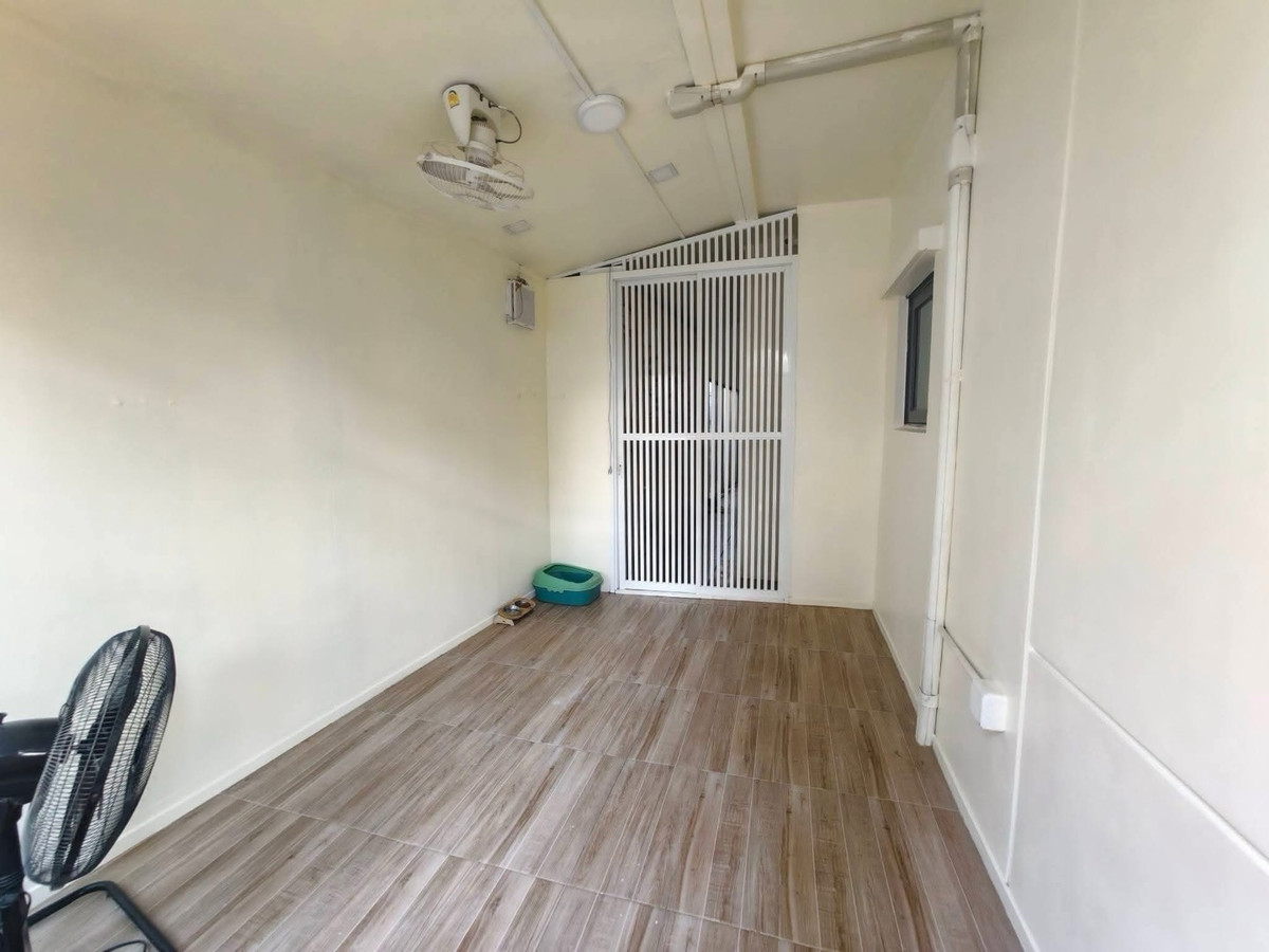 For RentHouseLadkrabang, Suwannaphum Airport : Luxury house for rent, The City Sukhumvit-On Nut.