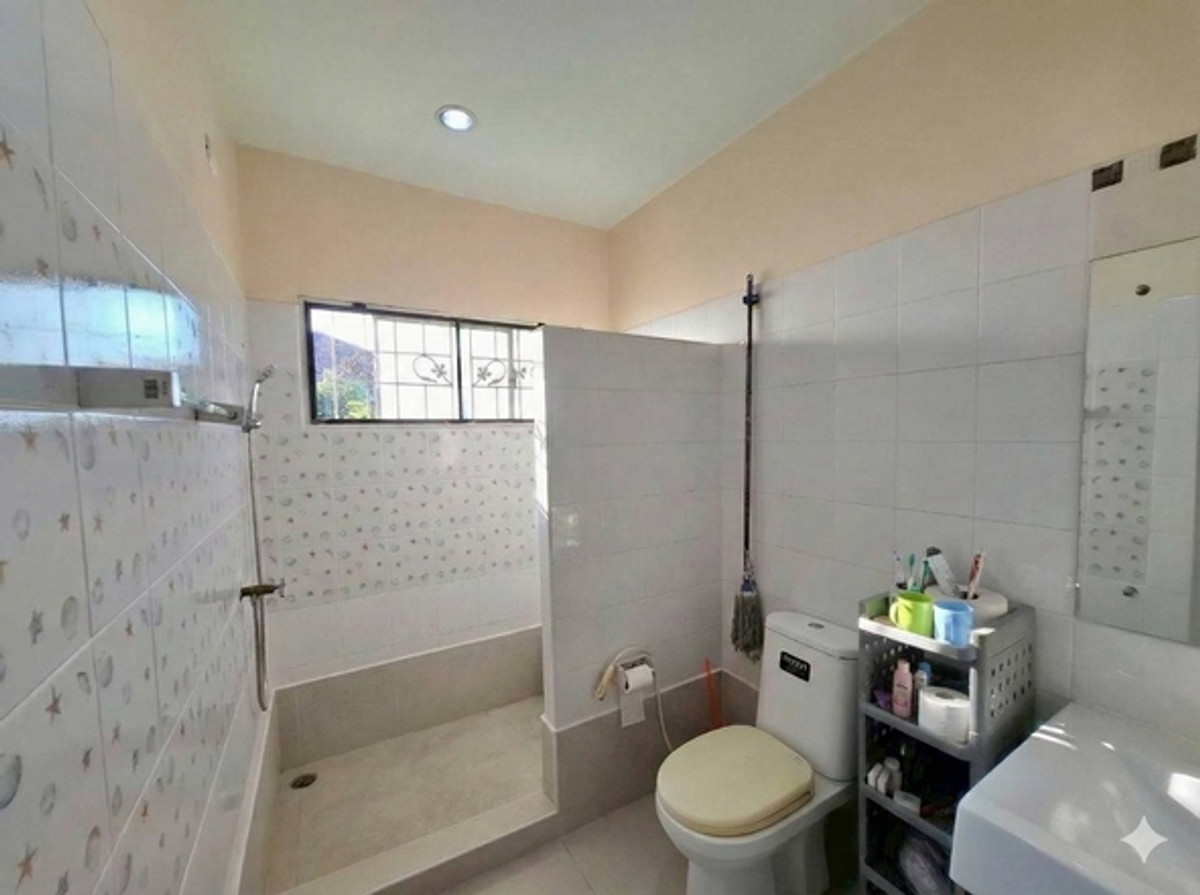 For SaleTownhomePathum Thani,Rangsit, Thammasat : 2-story townhouse for sale, corner house, 3 bedrooms, Pruksa Ville Village 16-1, next to Rangsit-Nakhon Nayok Road, near Future Park Rangsit.